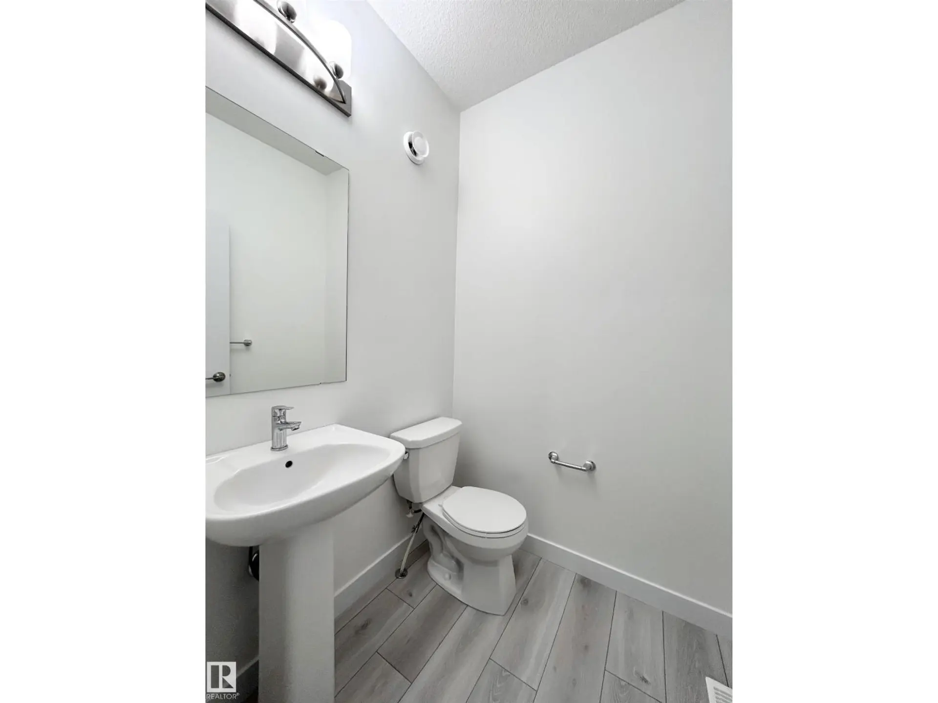 19632 29 AV NW - Image 7
