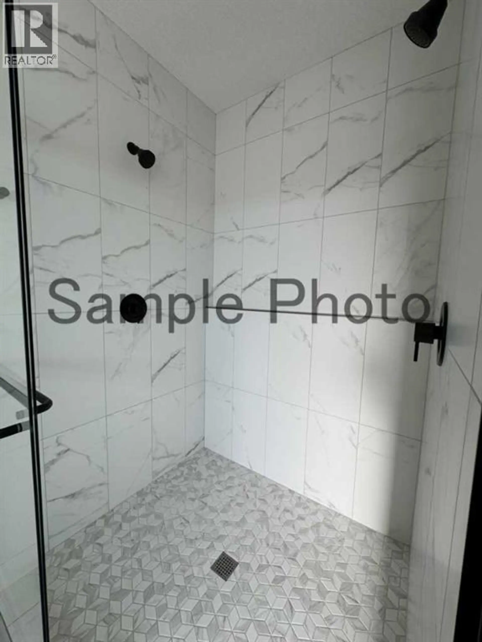 10652 147 Avenue - Image 12