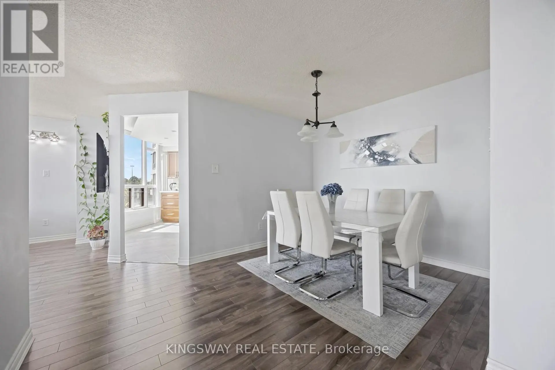 #507 12 LAURELCREST STREET - Image 5