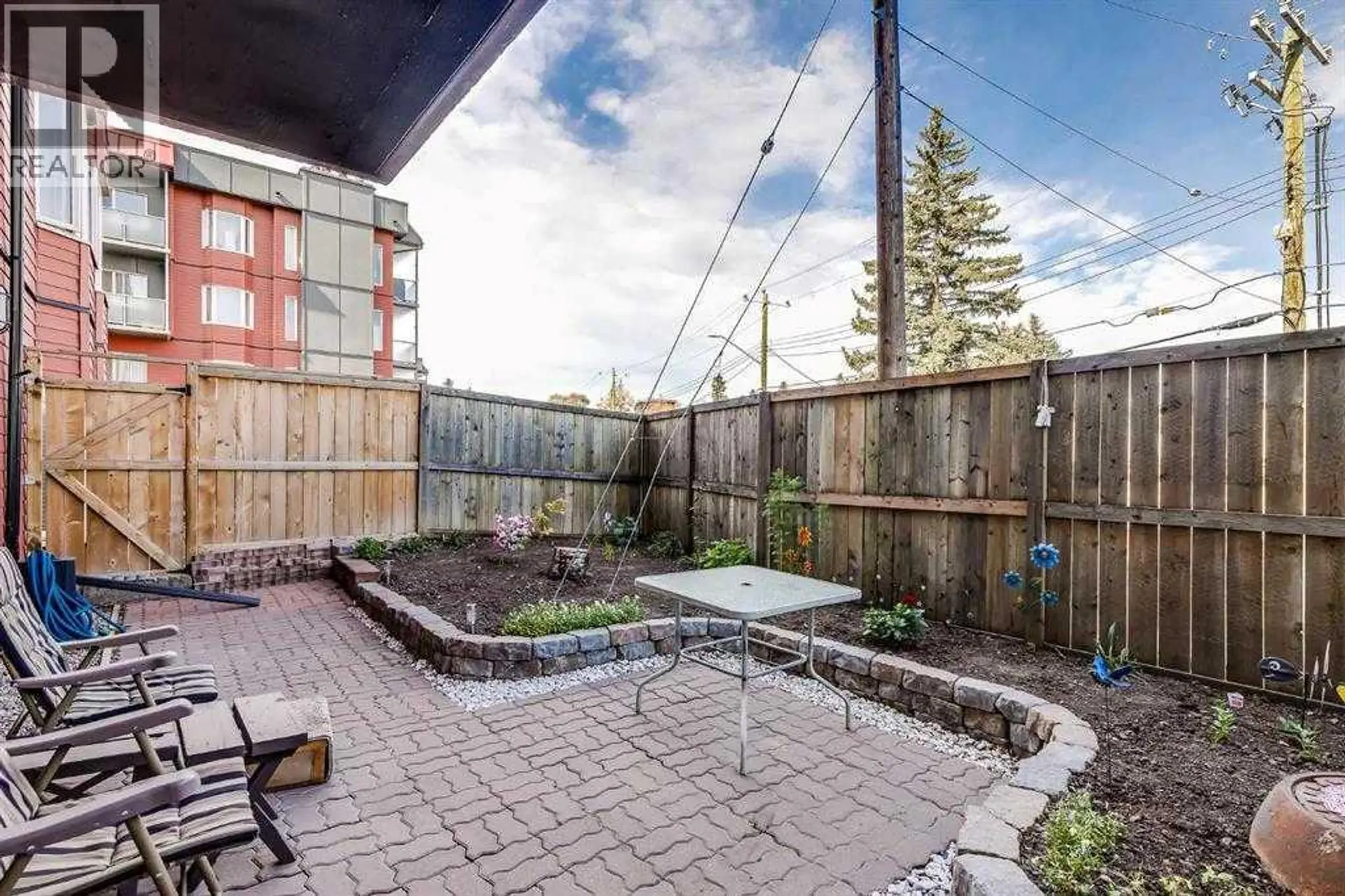#104 335 Garry Crescent NE - Image 8