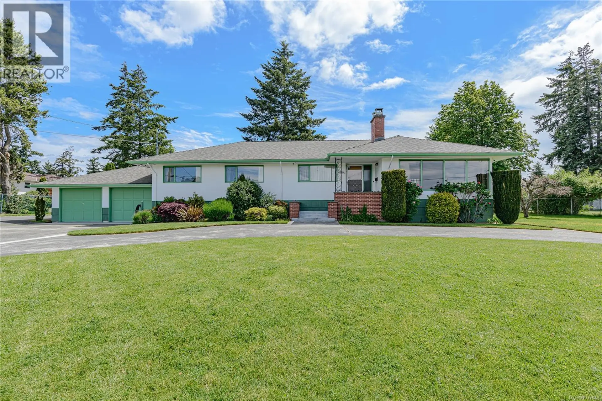 Property at 3785 Raymond St S, Saanich, BC