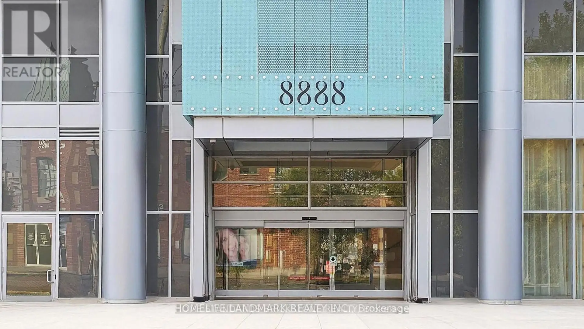 #427 8888 YONGE STREET - Image 2