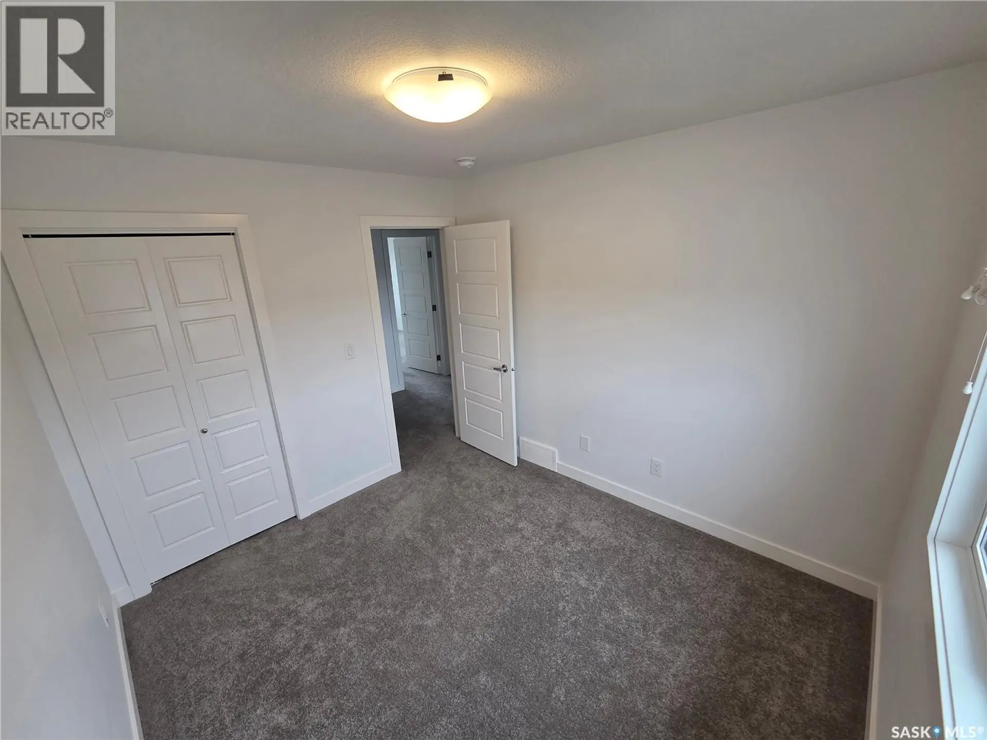 #324 McOrmond DRIVE - Image 8
