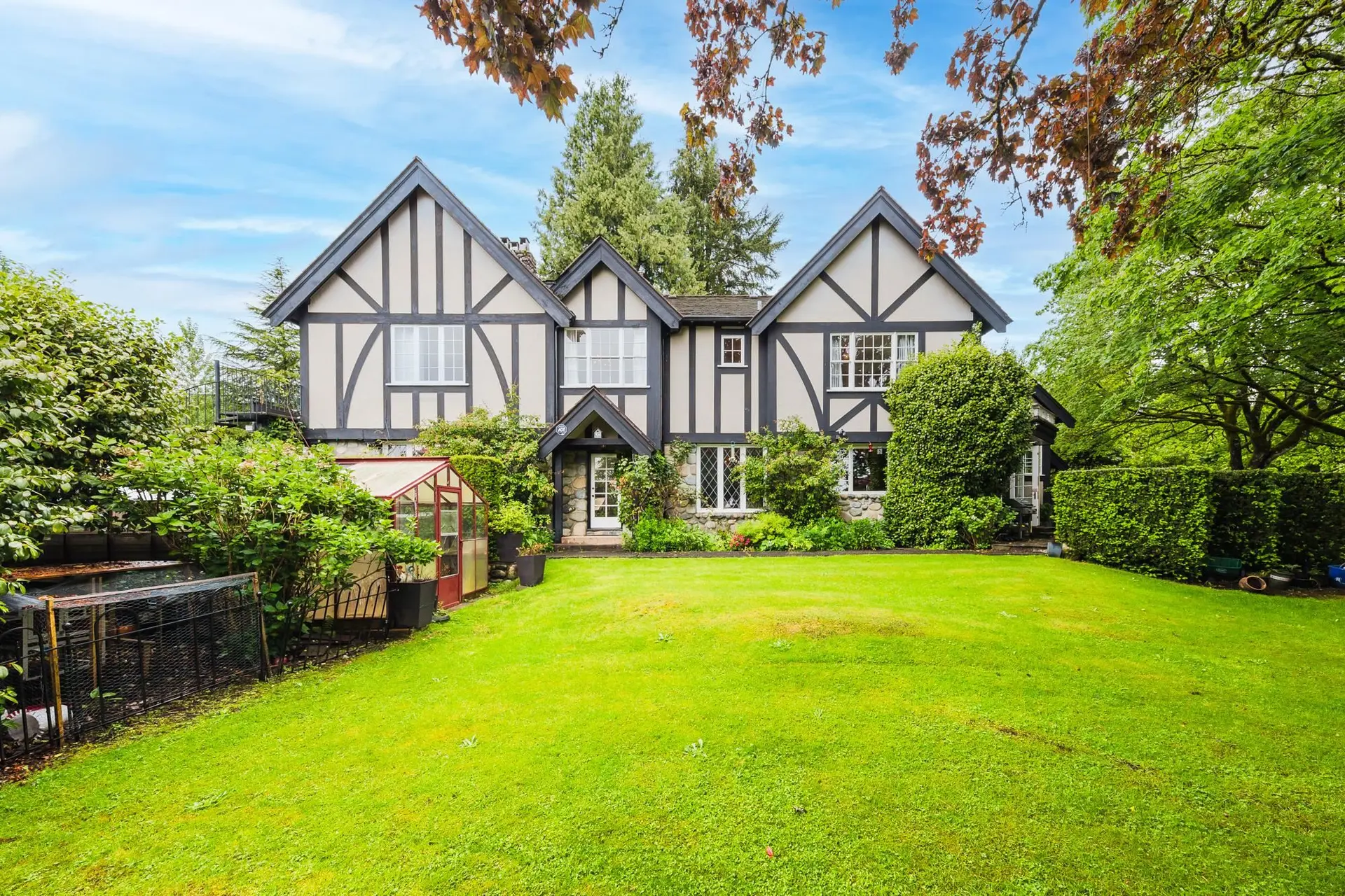 Property at 1850 Mathers Avenue, West Vancouver, BC