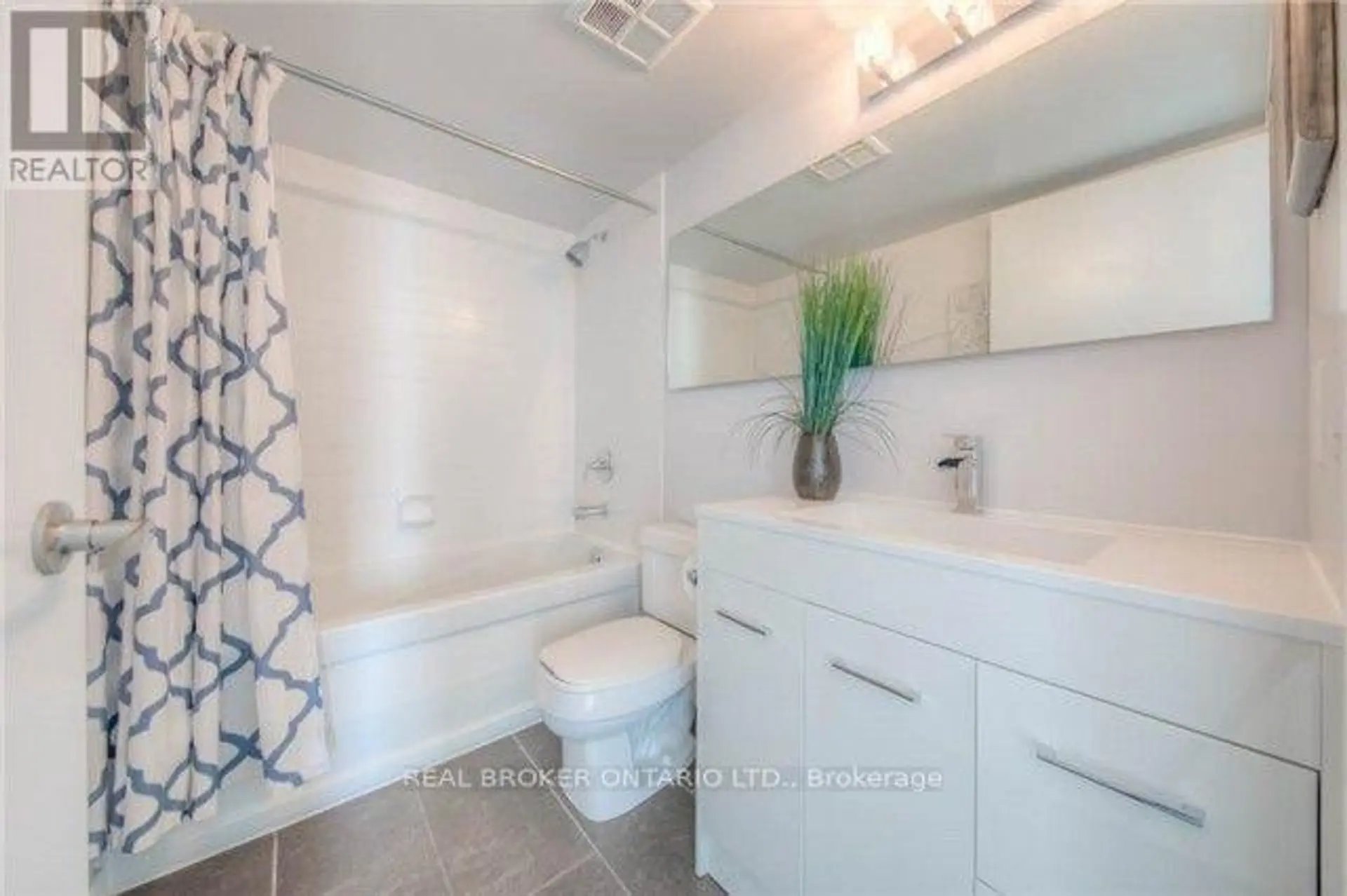 #4512 15 FORT YORK BOULEVARD - Image 17
