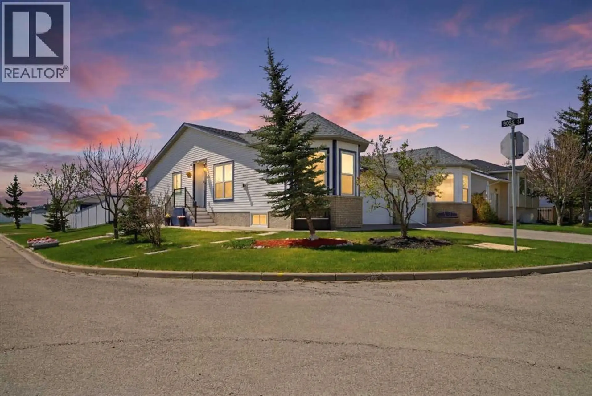 Property at 55 Ross Place, Crossfield, AB