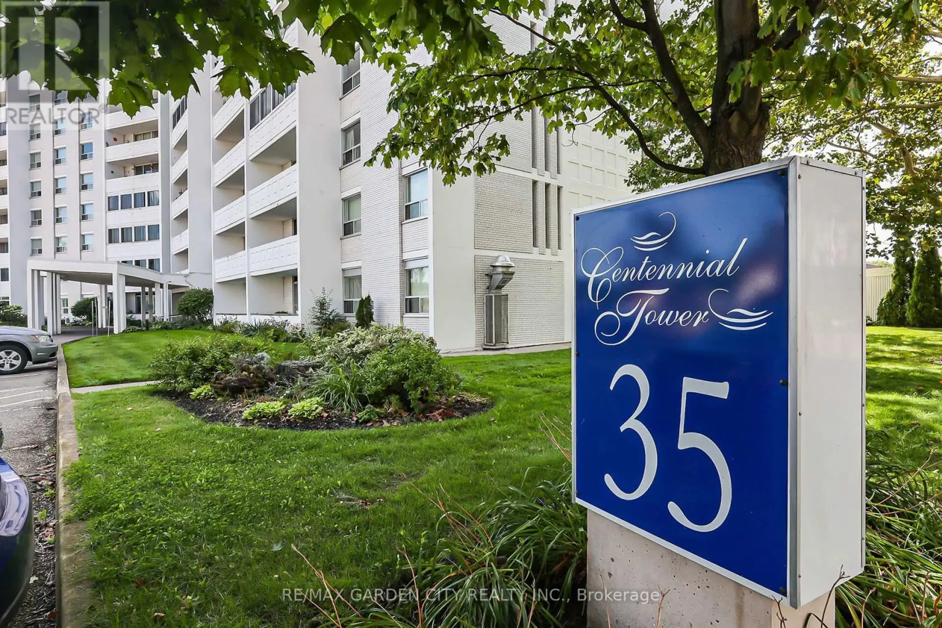Property at #106 35 TOWERING HEIGHTS BOULEVARD, St. Catharines, ON