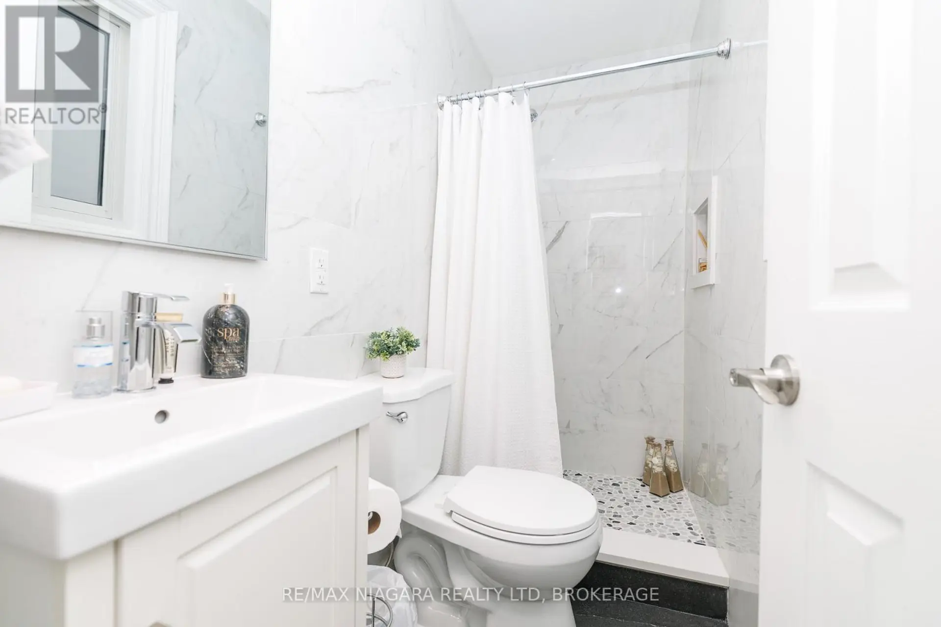 7013 GLENGOWAN CRESCENT - Image 10