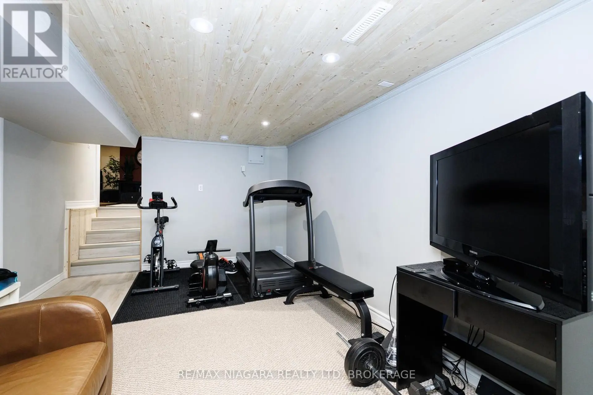 7013 GLENGOWAN CRESCENT - Image 14
