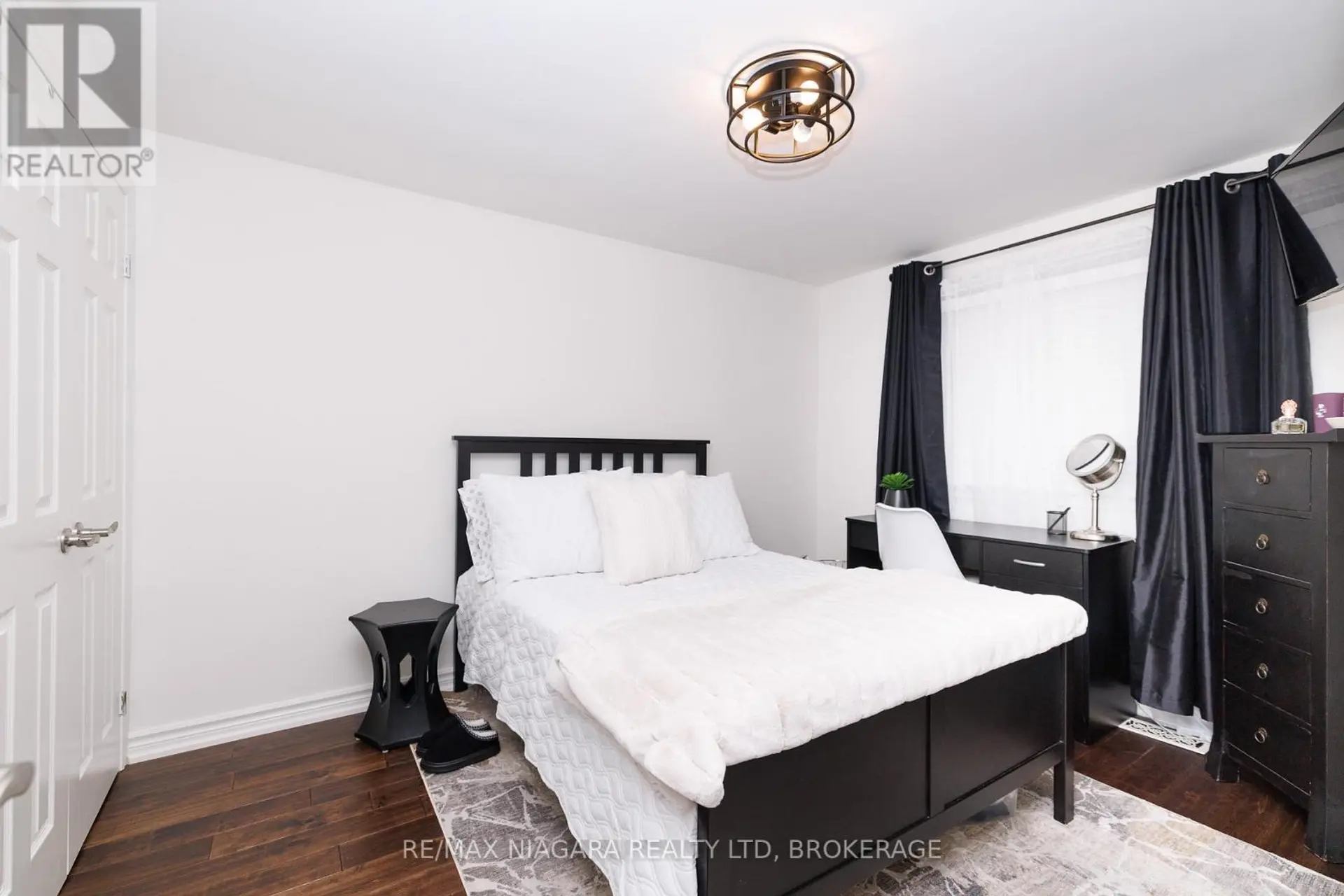 7013 GLENGOWAN CRESCENT - Image 17