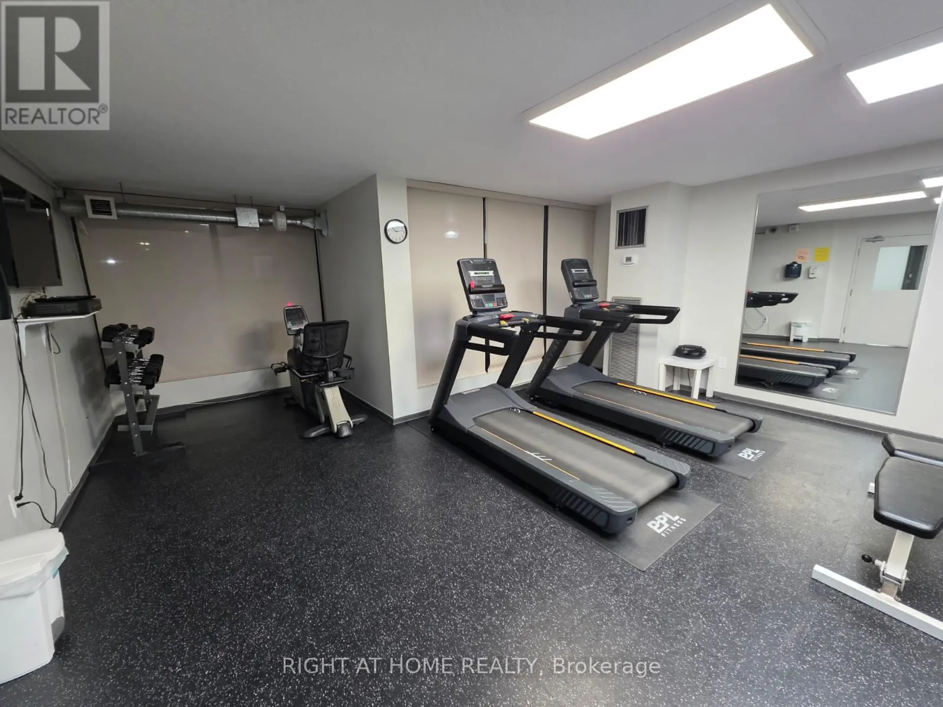 #1912 25 KENSINGTON ROAD - Image 18