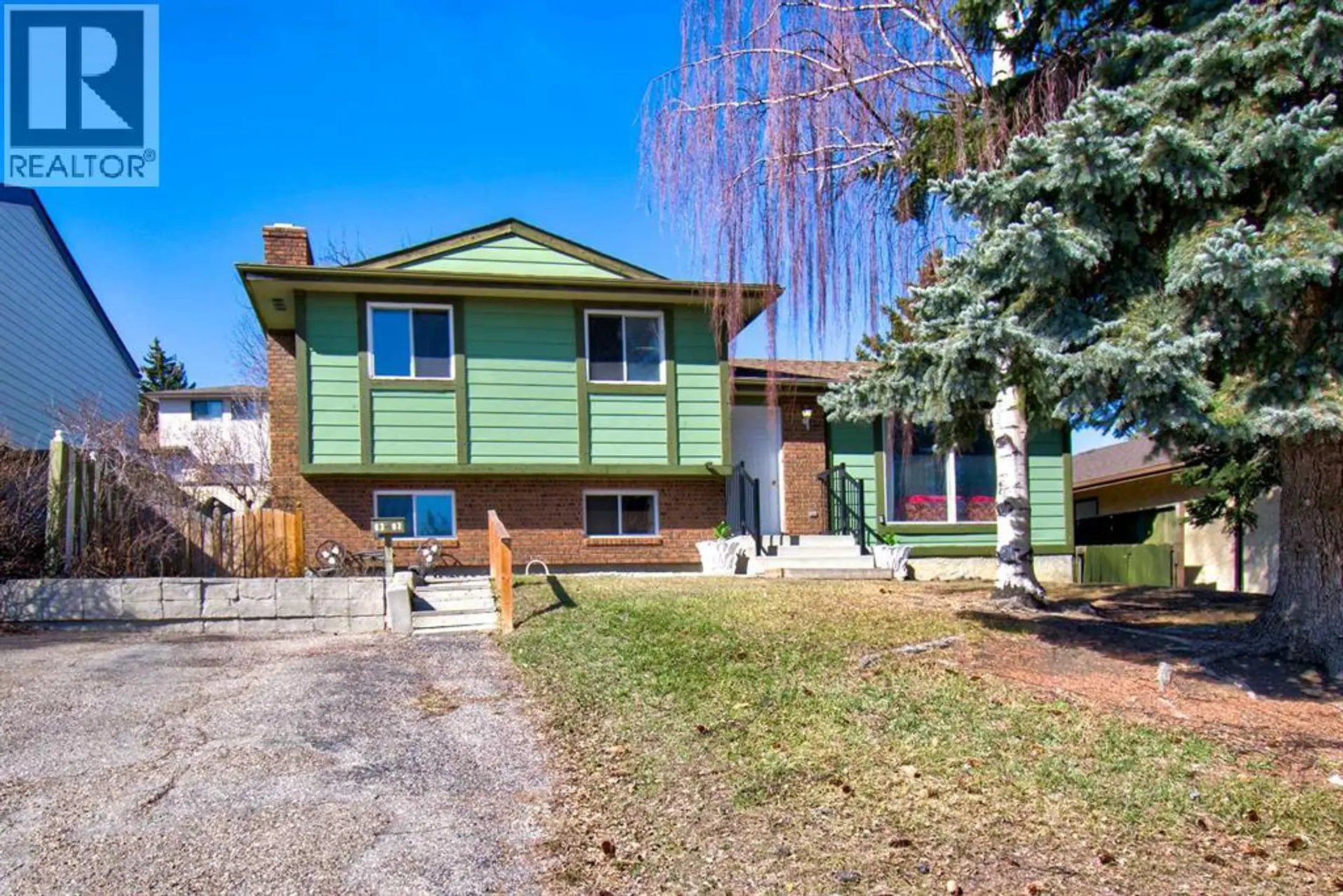 Property at 6307 Thornaby Way NW, Calgary, AB