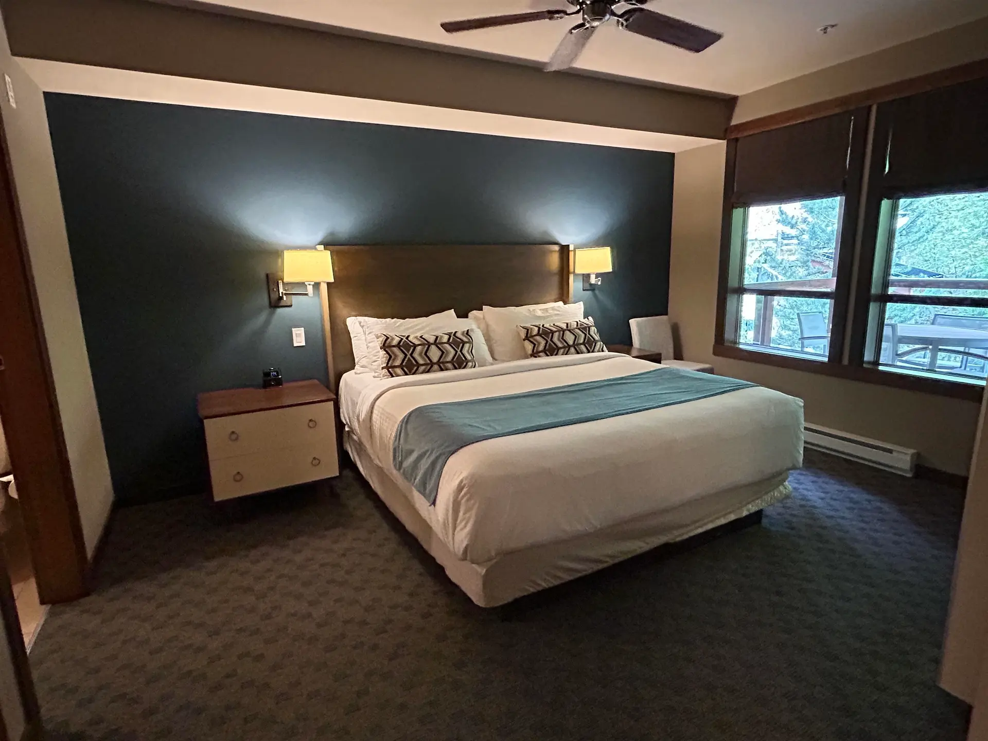 #213B 2020 London Lane - Image 2