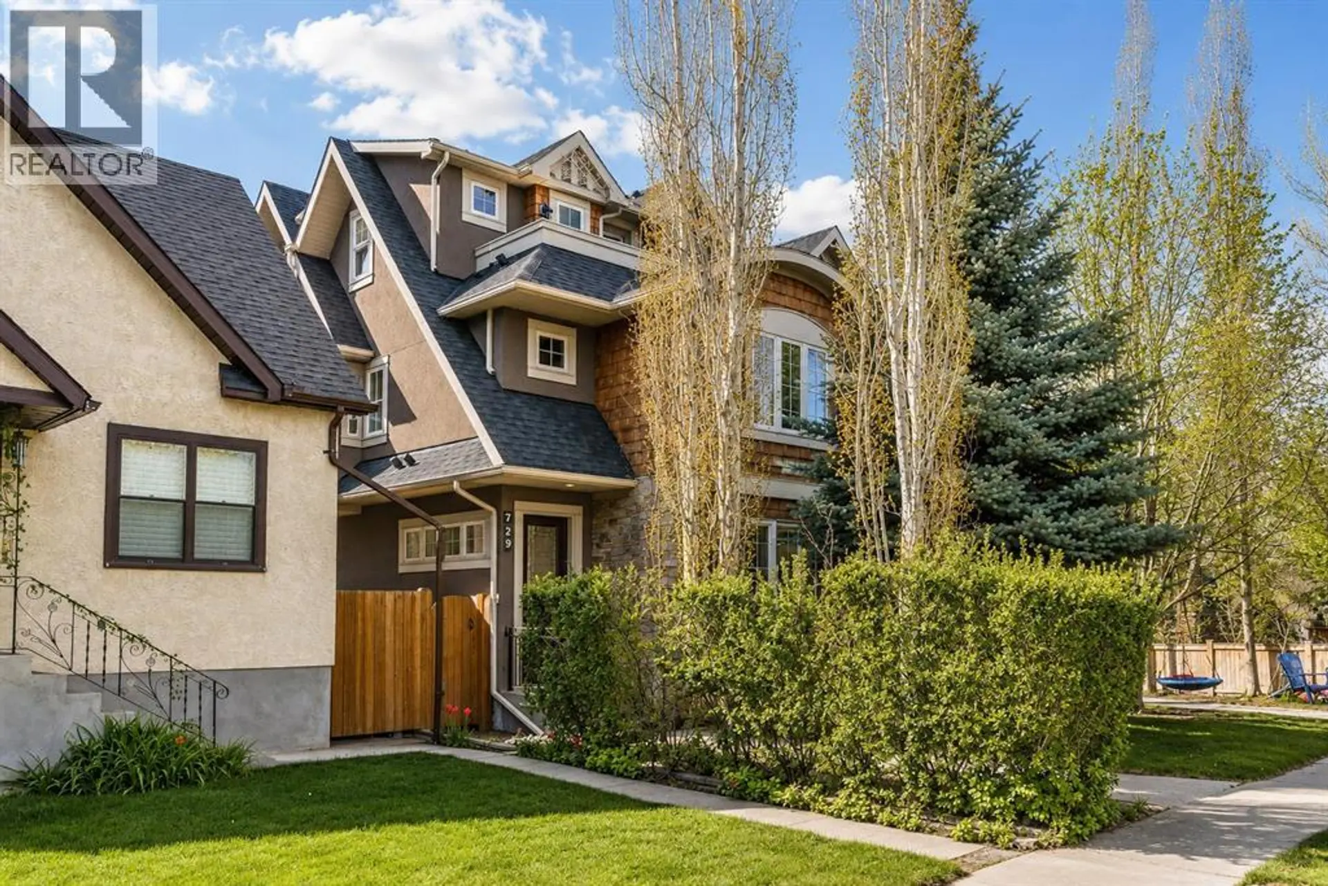 Property at 729 4 Street NW, Calgary, AB