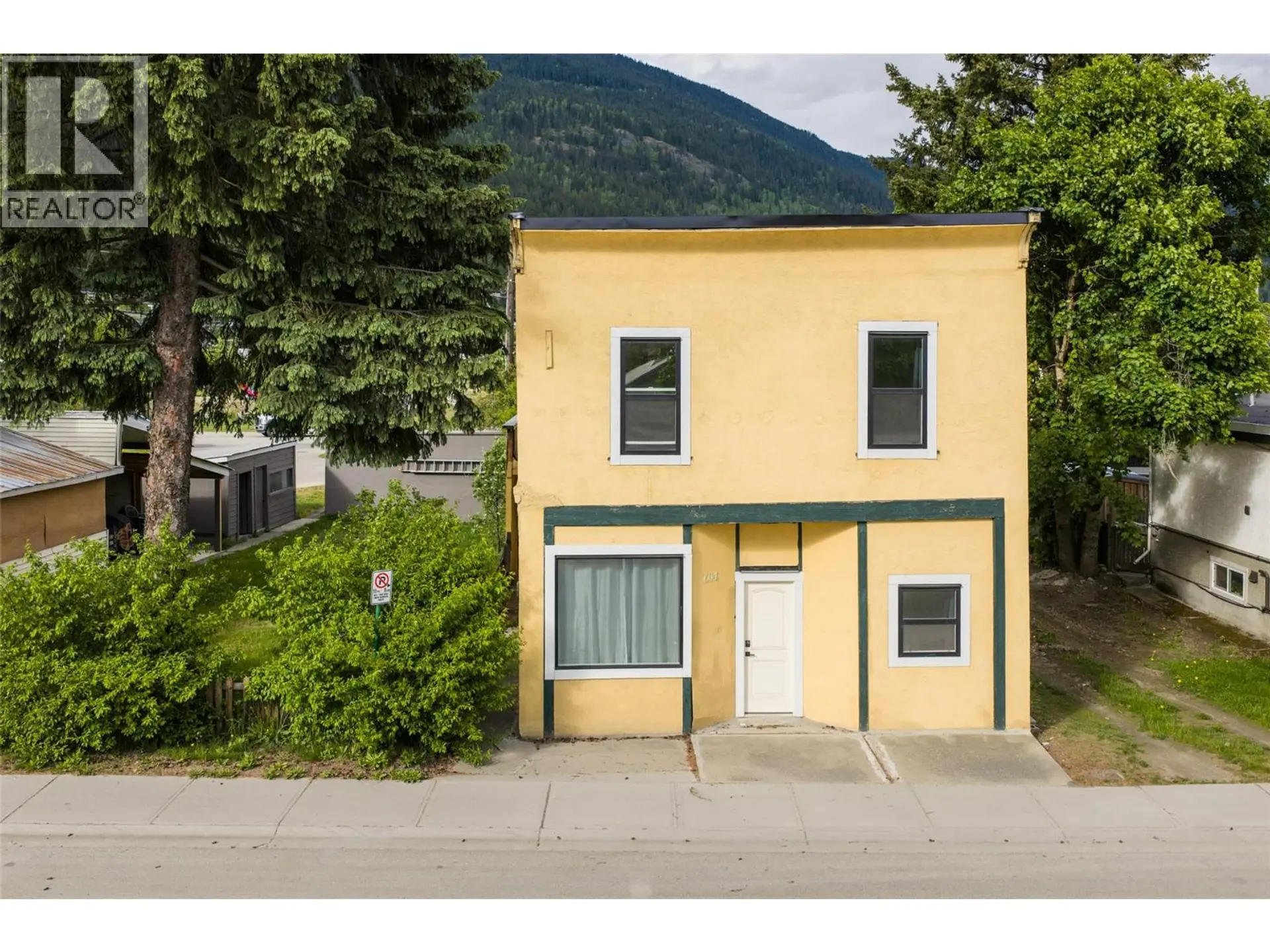 Property at 604 Fourth Street E, Revelstoke, BC