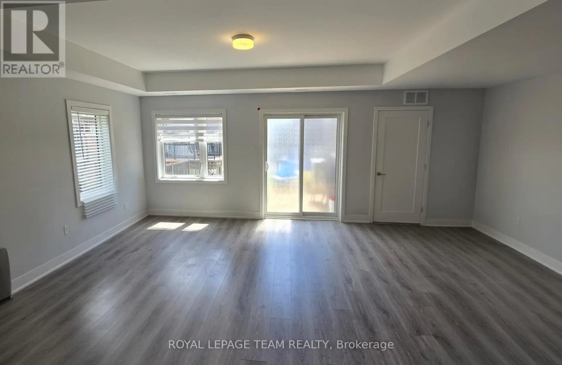 226 ANYOLITE PRIVATE - Image 3