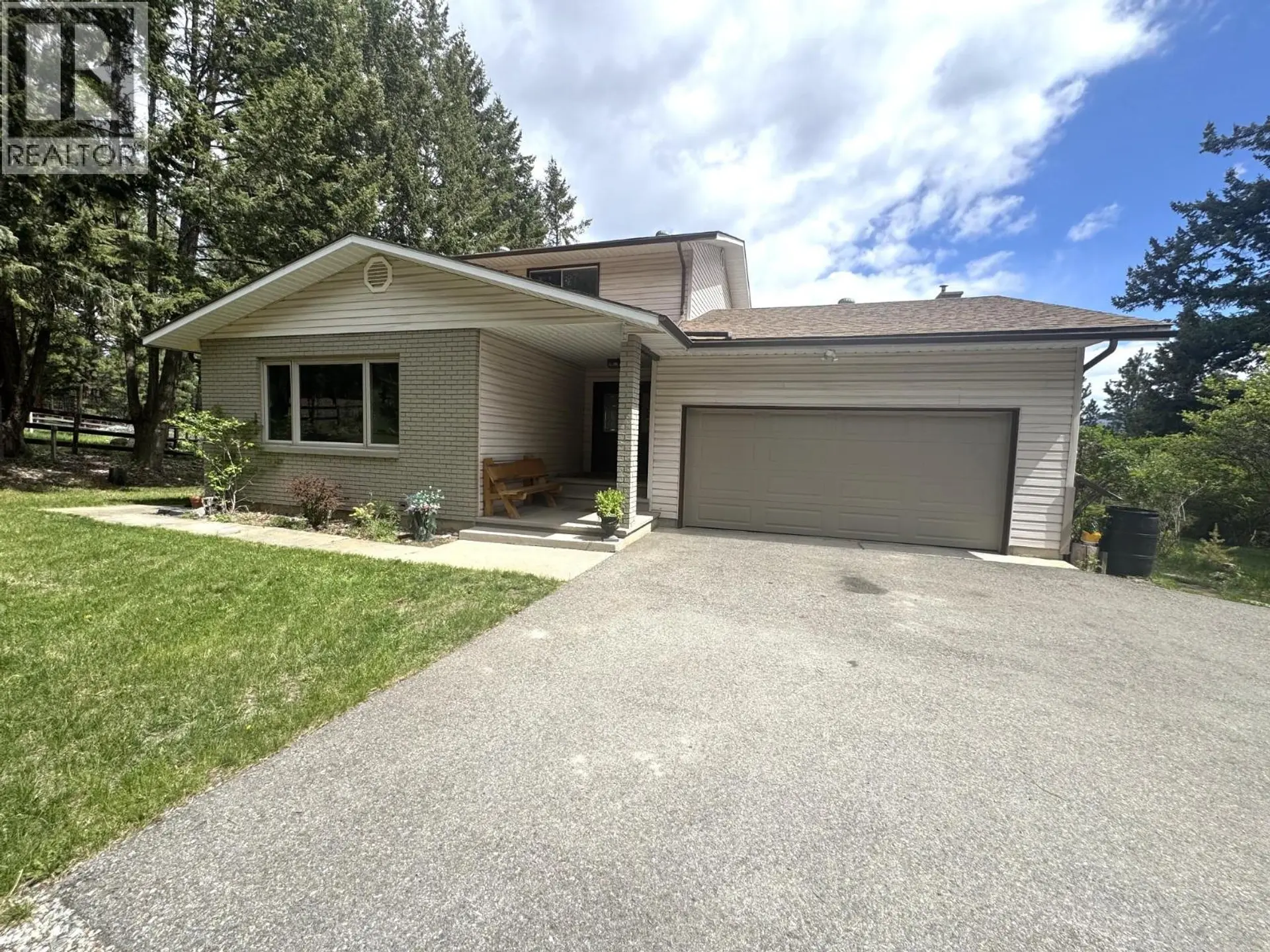 Property at 380 IVY Road, Cranbrook, BC