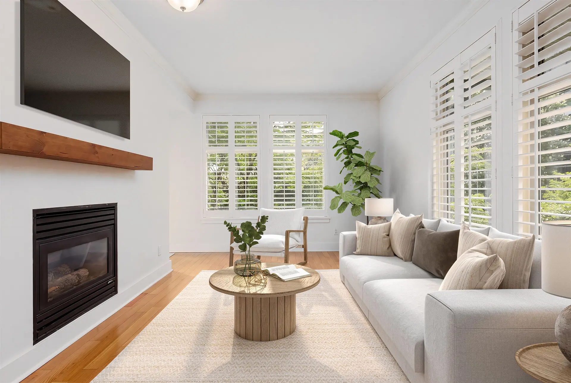Property at #201 118 W 22 Street, North Vancouver, BC