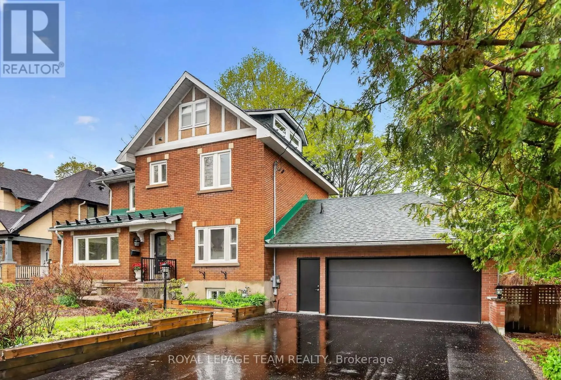 Property at 131 ACACIA AVENUE, Ottawa, ON