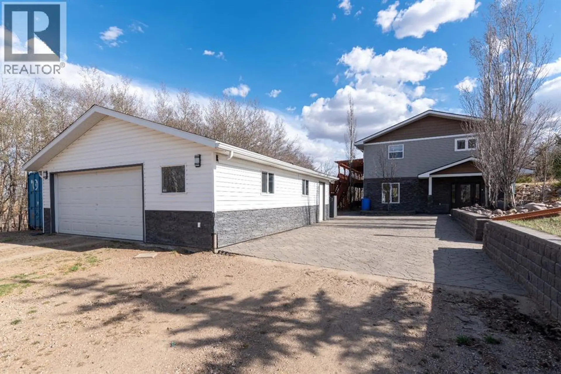 Property at 484063 RR20, Blackfoot, AB
