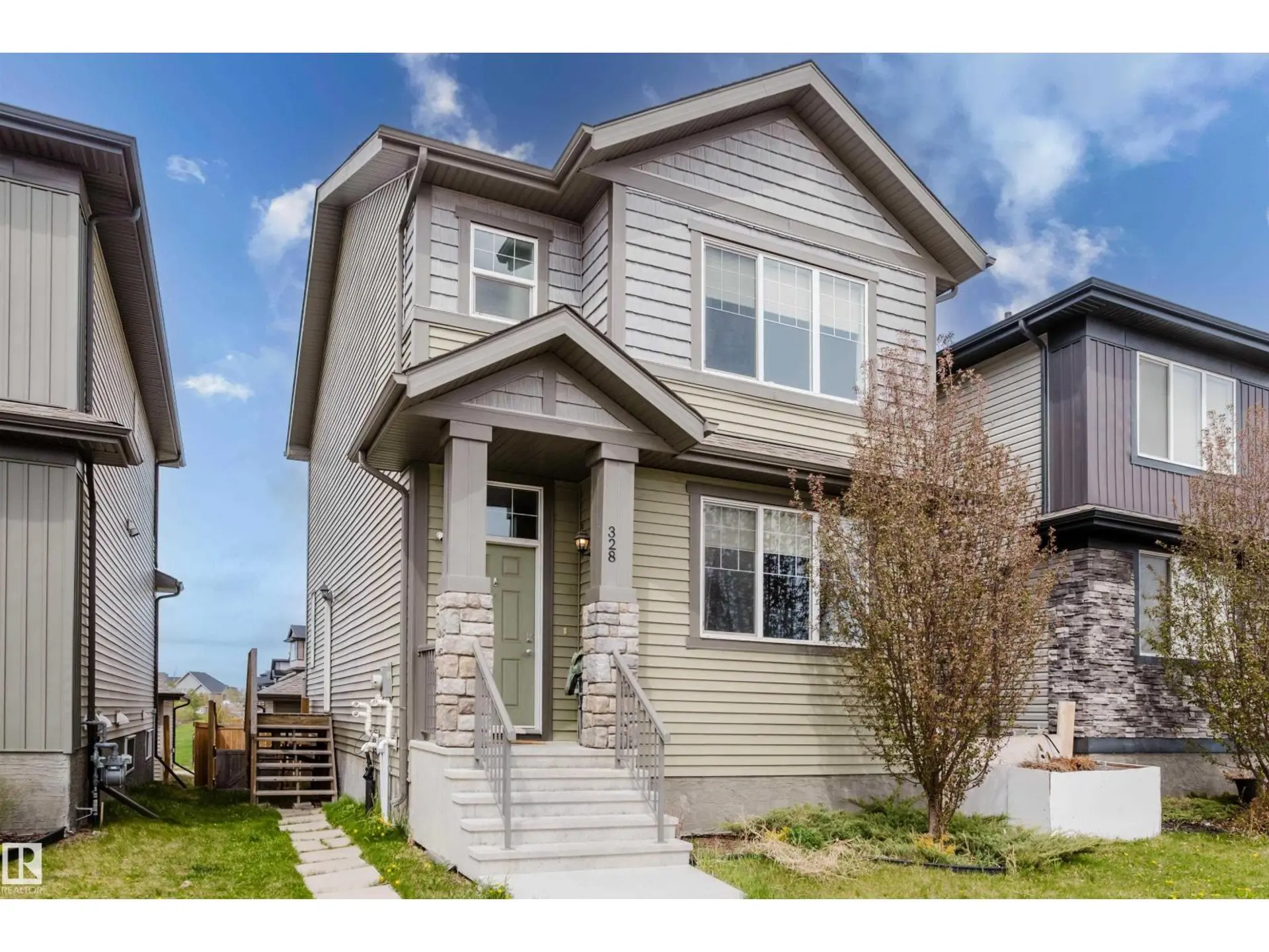 Property at 328 West Haven DR, Leduc, AB