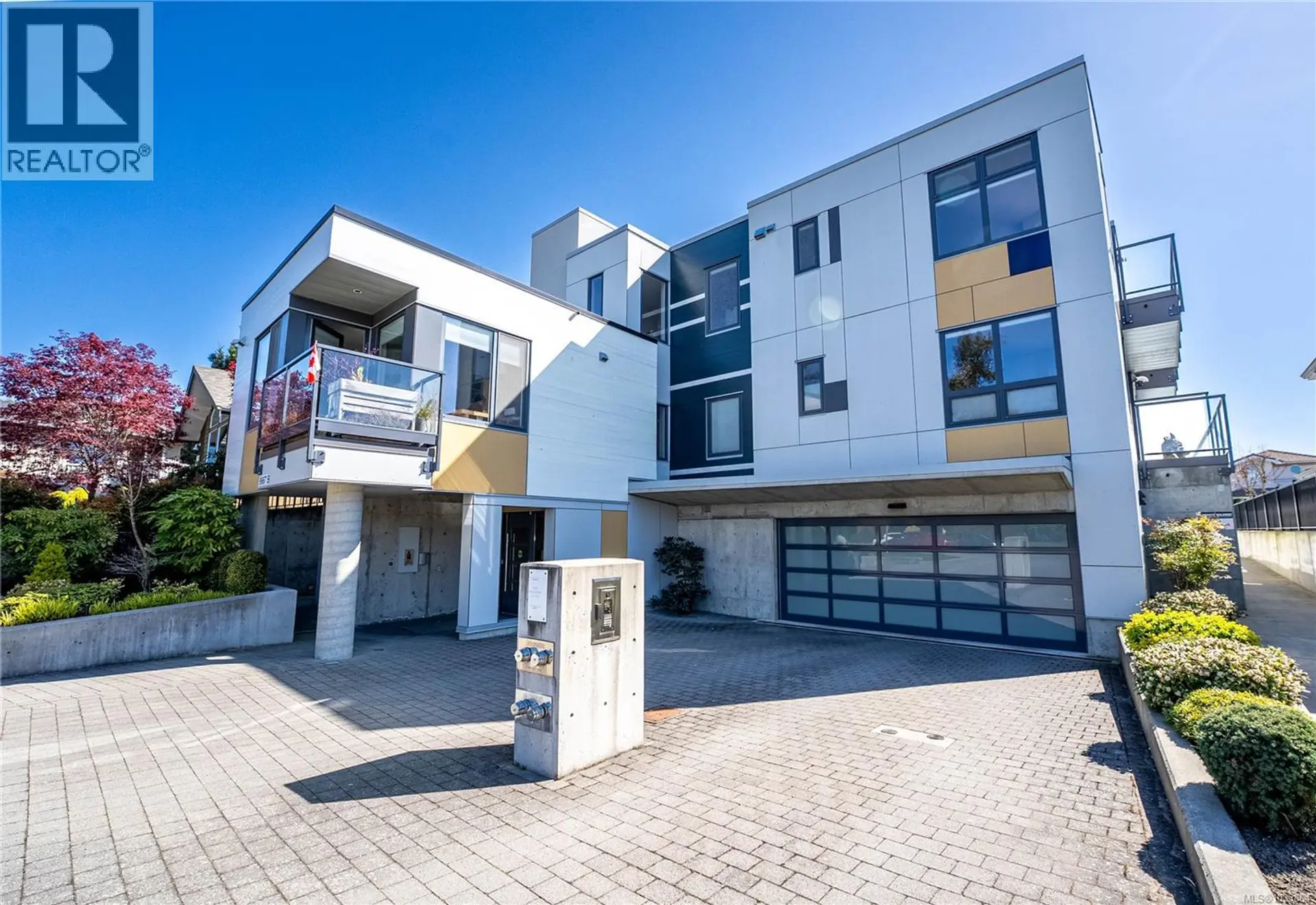 Property at #12 9667B First St, Sidney, BC