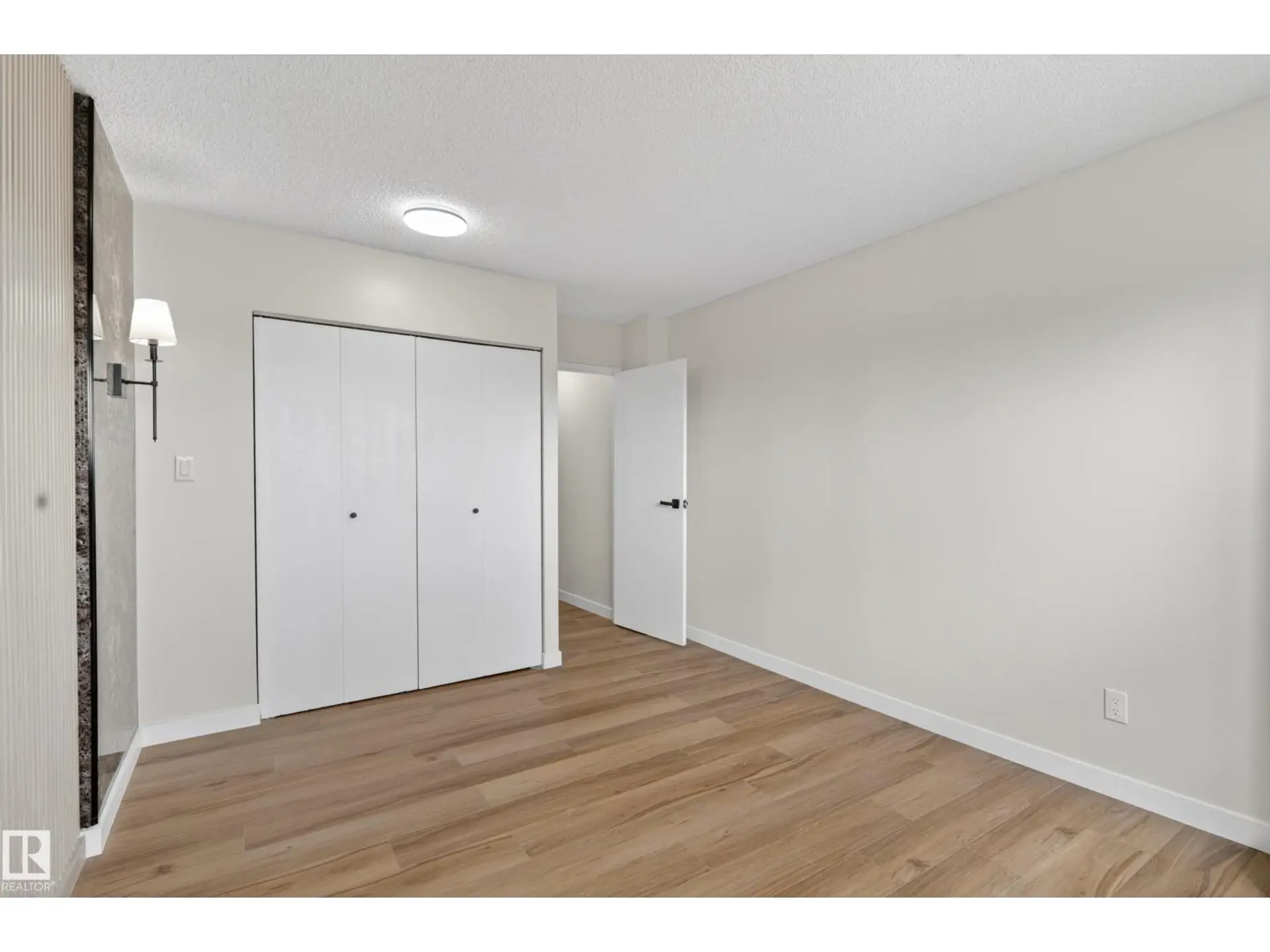 #90 8745 165 ST NW - Image 3