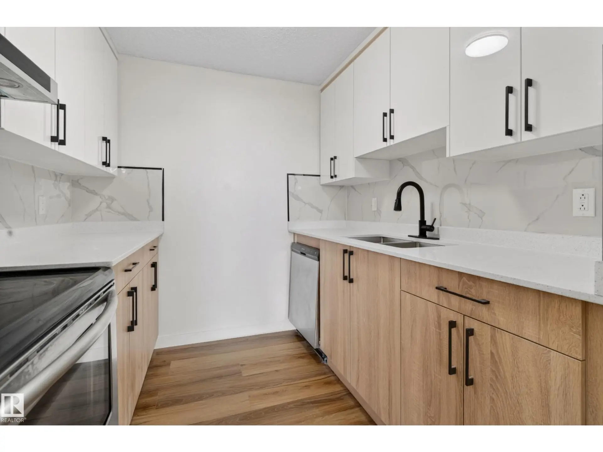 #90 8745 165 ST NW - Image 4