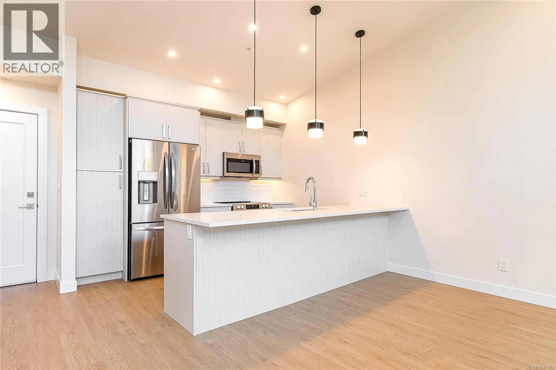 #504 924 Jenkins Ave - Image 3
