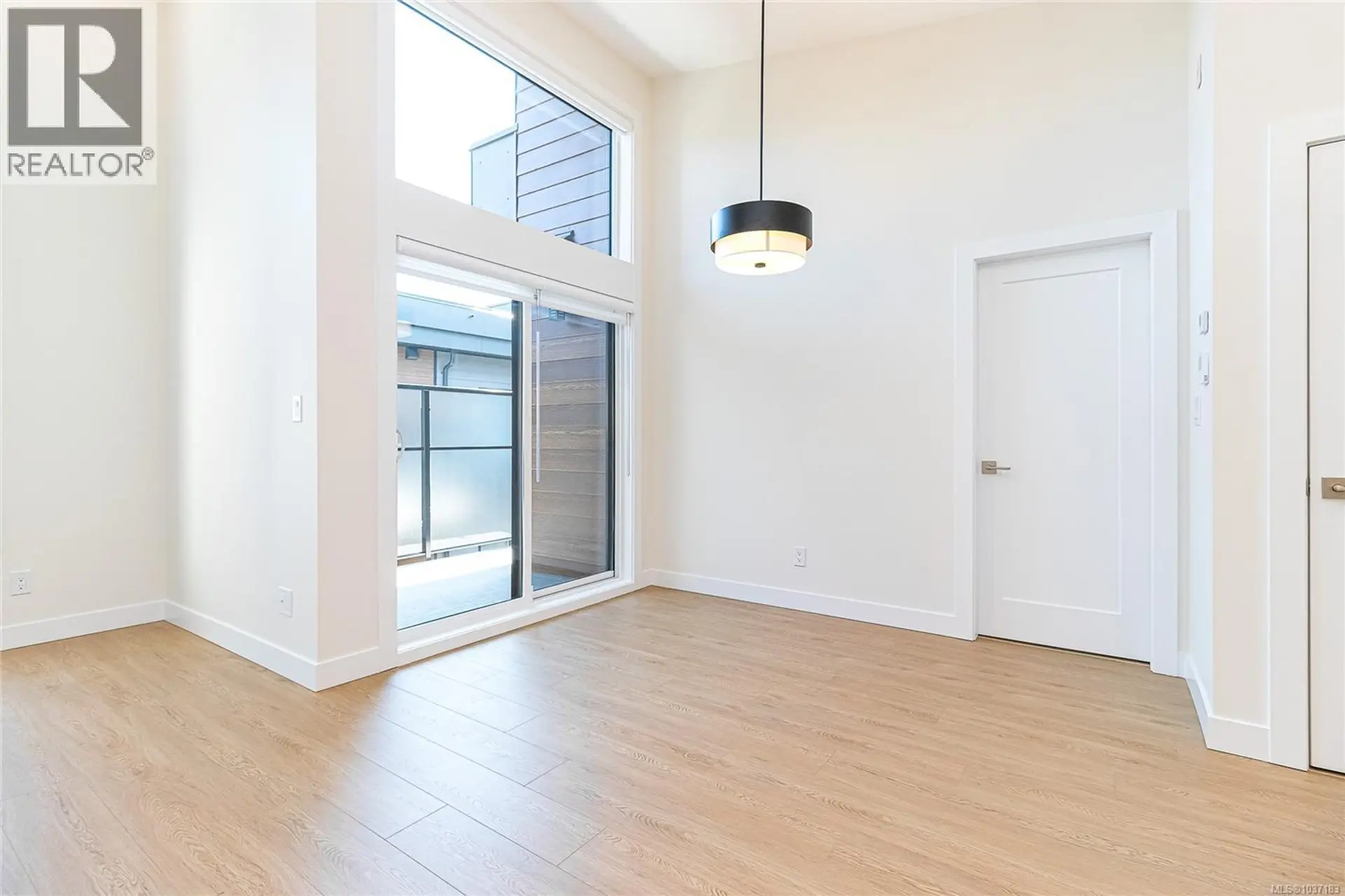 #504 924 Jenkins Ave - Image 2