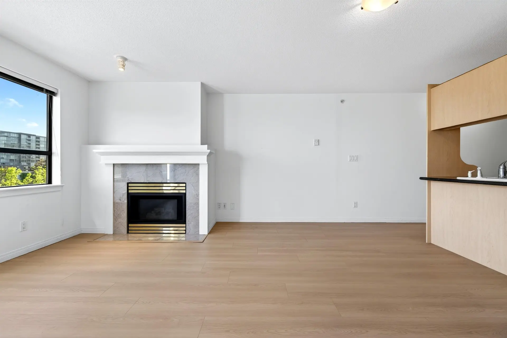 Property at #708 6611 Cooney Road, Richmond, BC