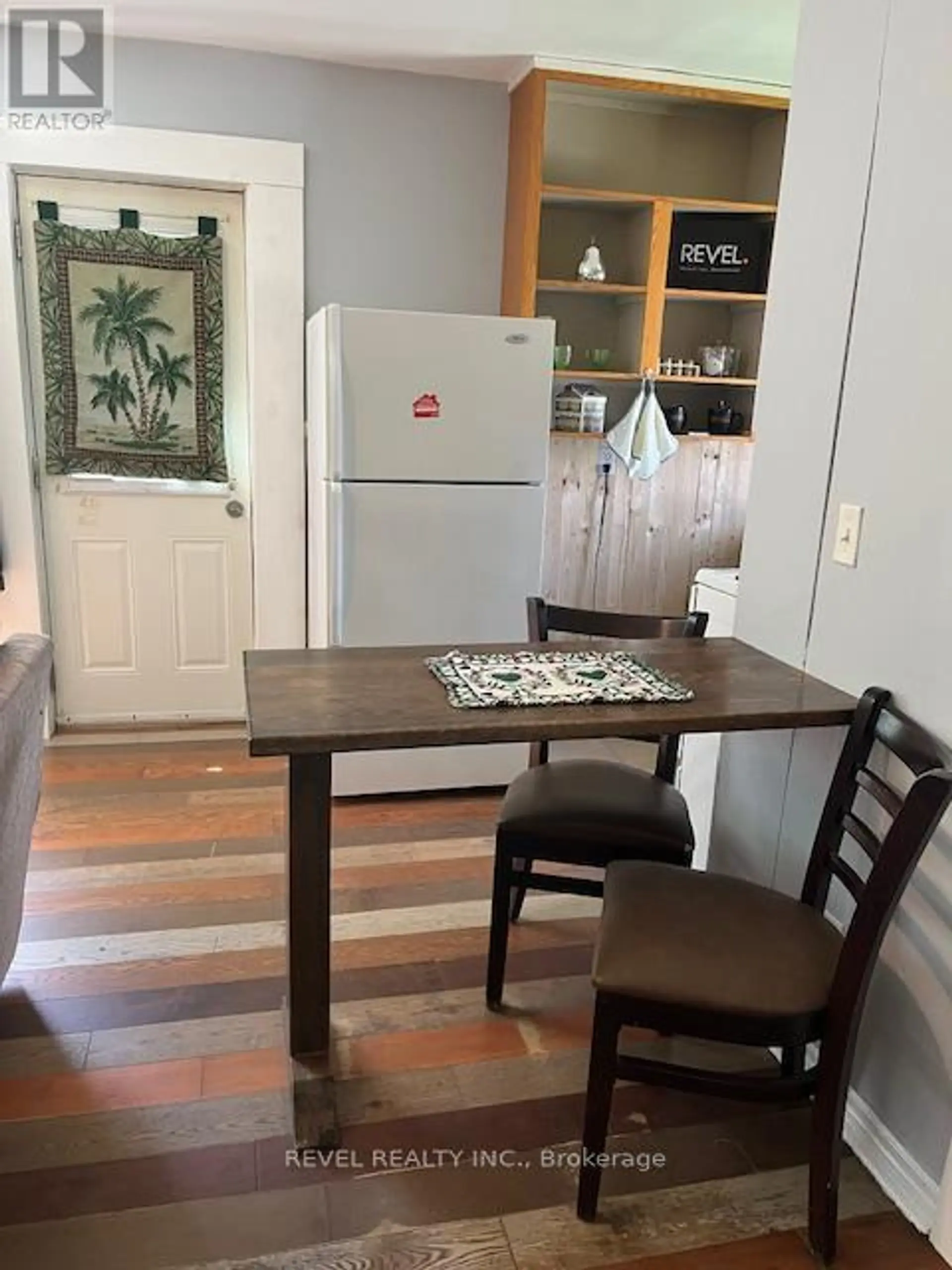 4 AL'S AVENUE - Image 16