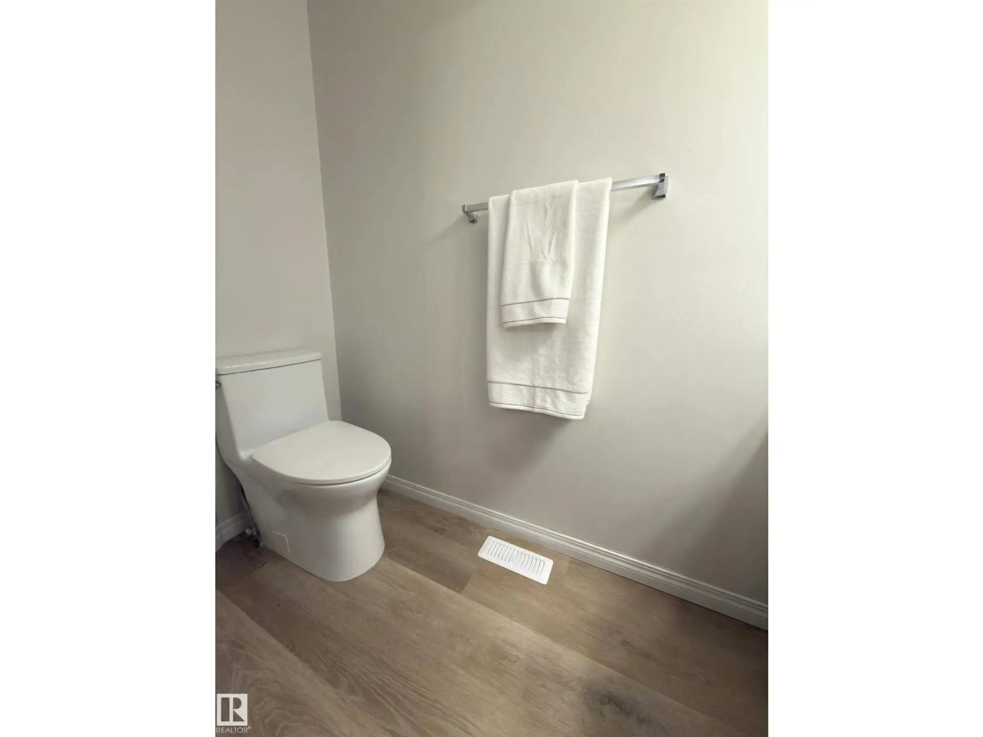#14 18010 98 AV NW - Image 17