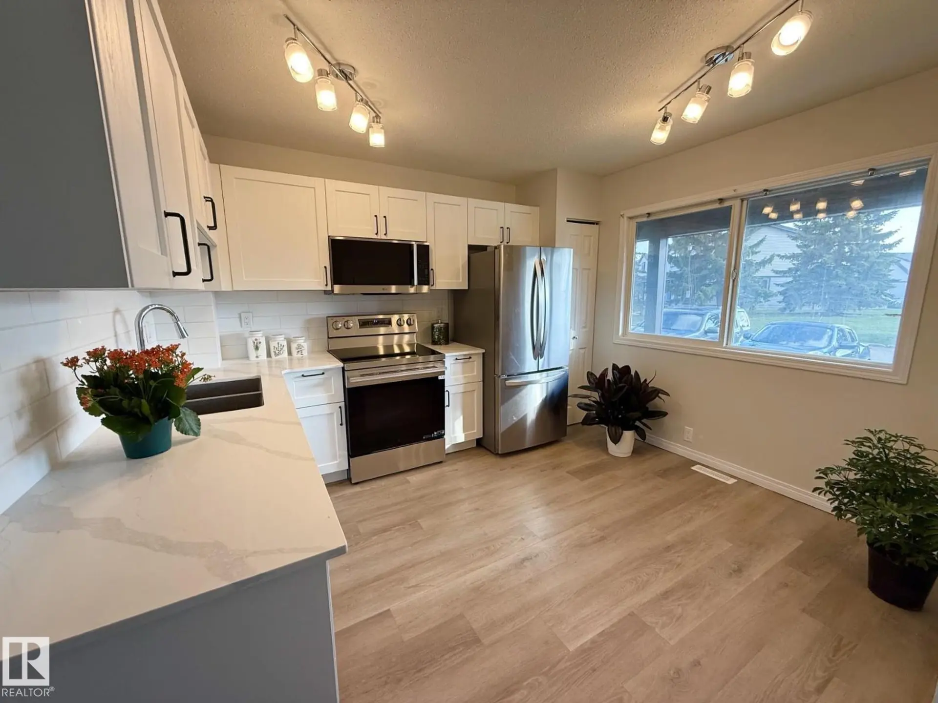 #14 18010 98 AV NW - Image 6