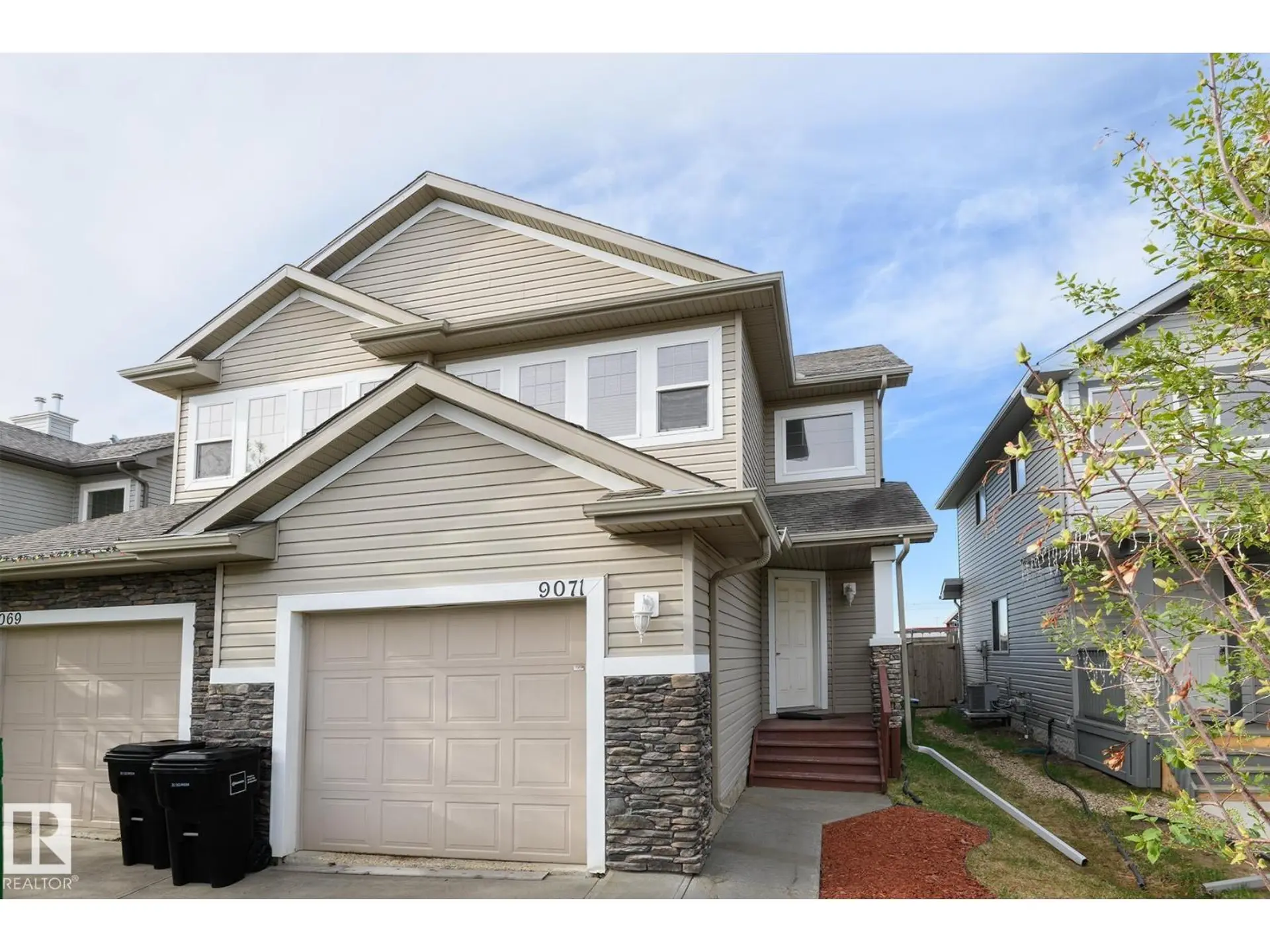 Property at 9071 SCOTT CR NW, Edmonton, AB