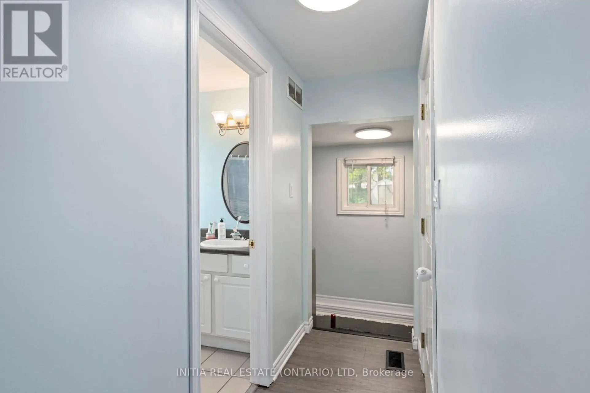 330 SALISBURY STREET - Image 15