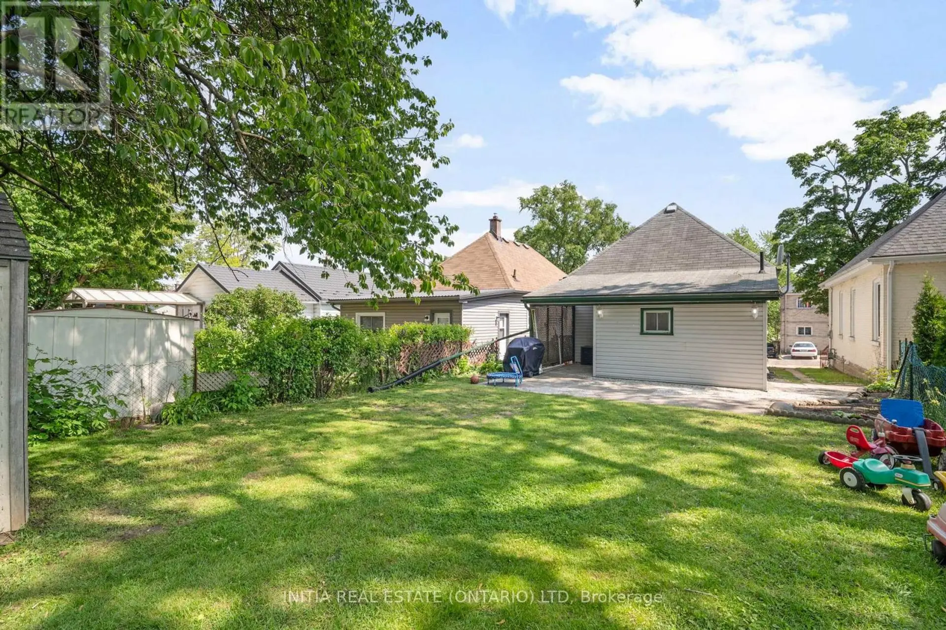 330 SALISBURY STREET - Image 18