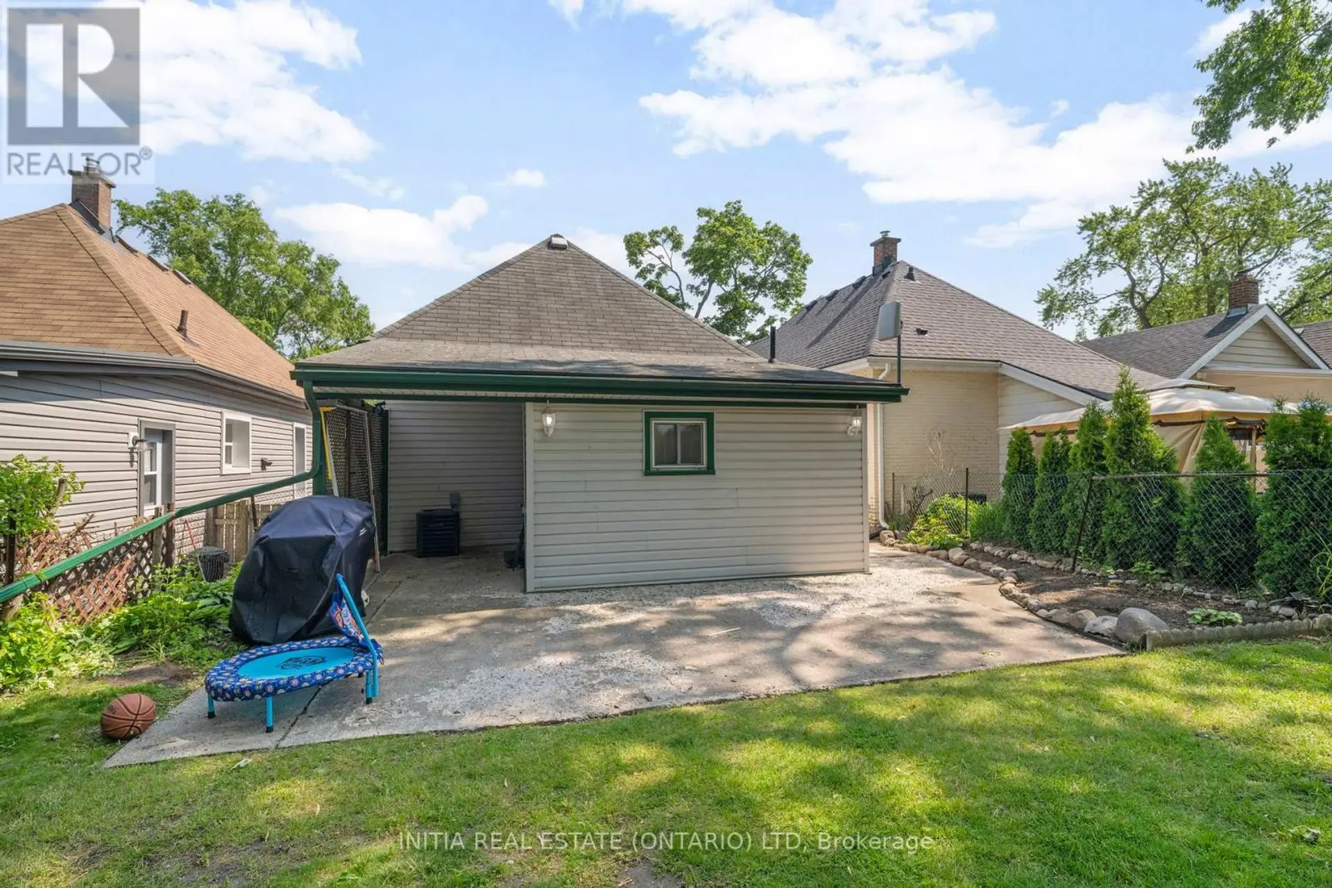 330 SALISBURY STREET - Image 19