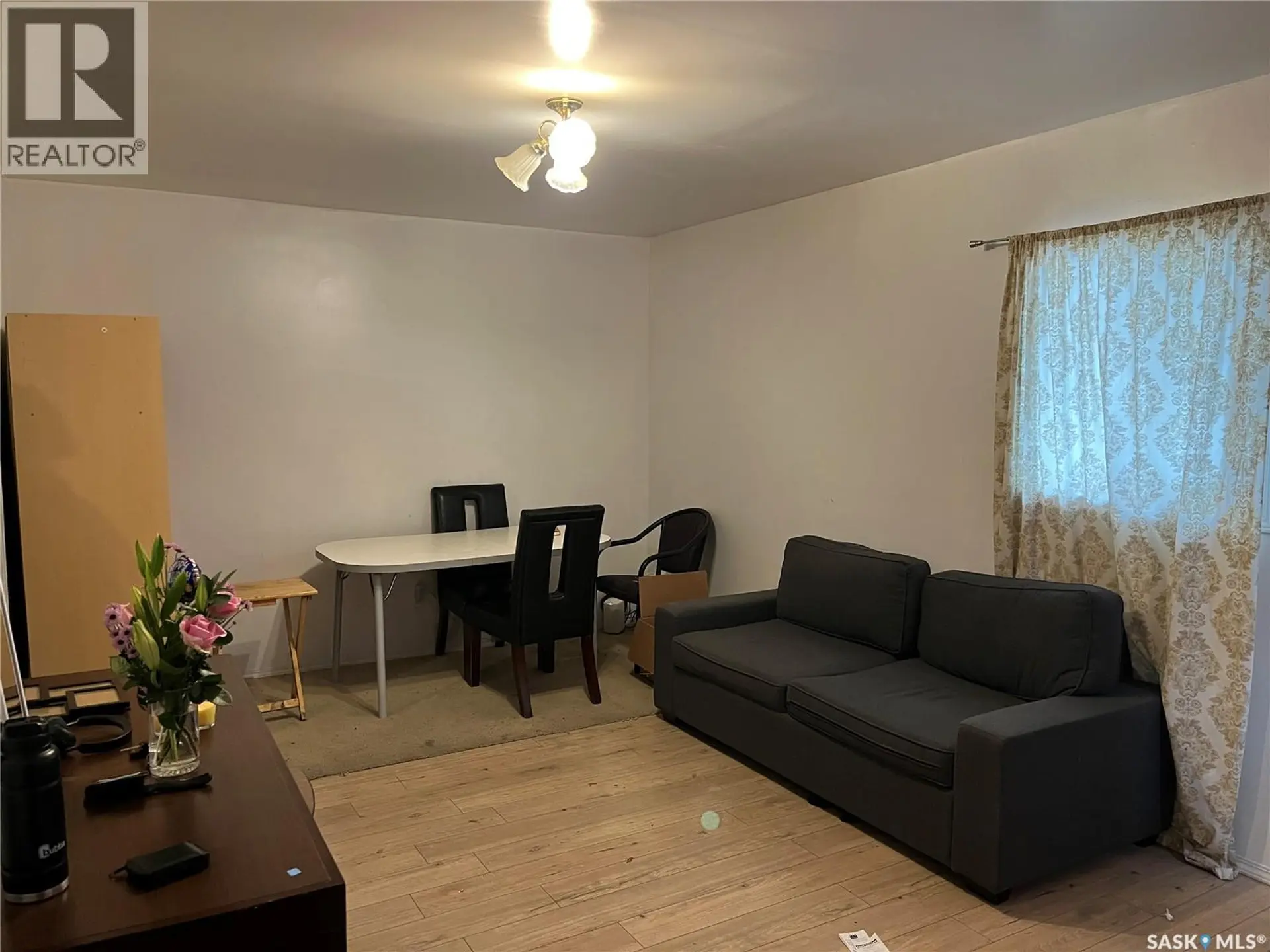 345 19th STREET E - Image 6