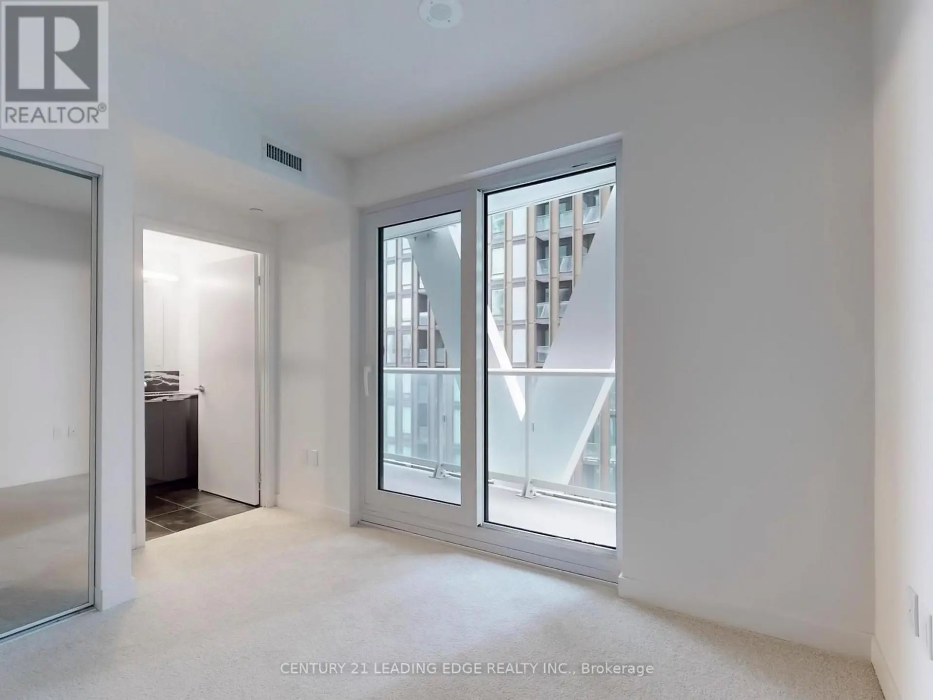 #2212 230 SIMCOE STREET - Image 11