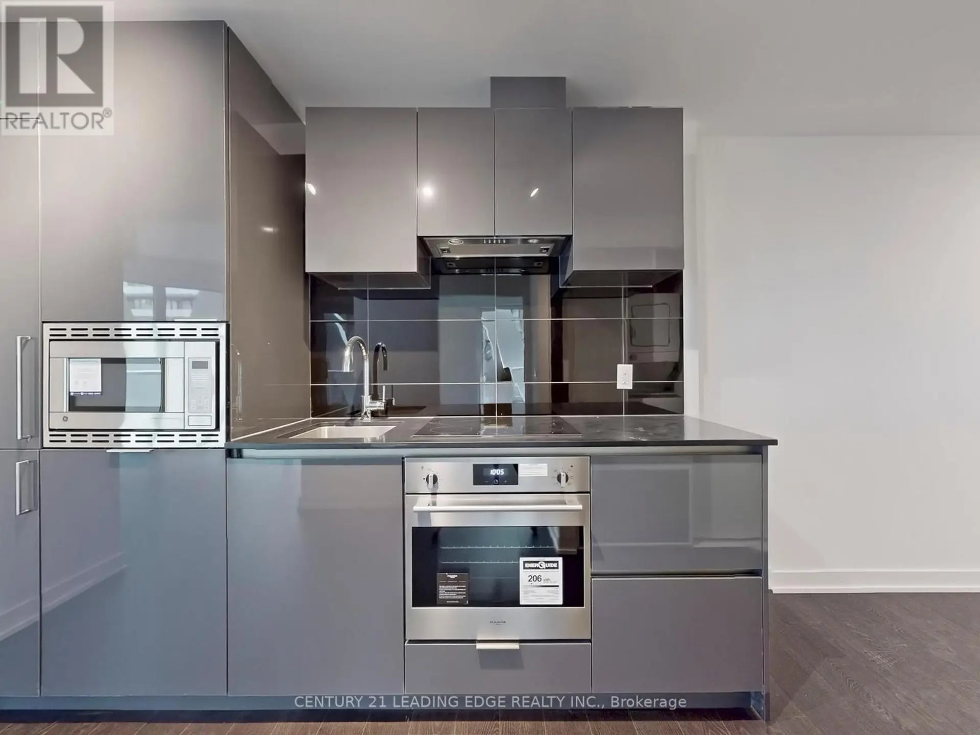 #2212 230 SIMCOE STREET - Image 7