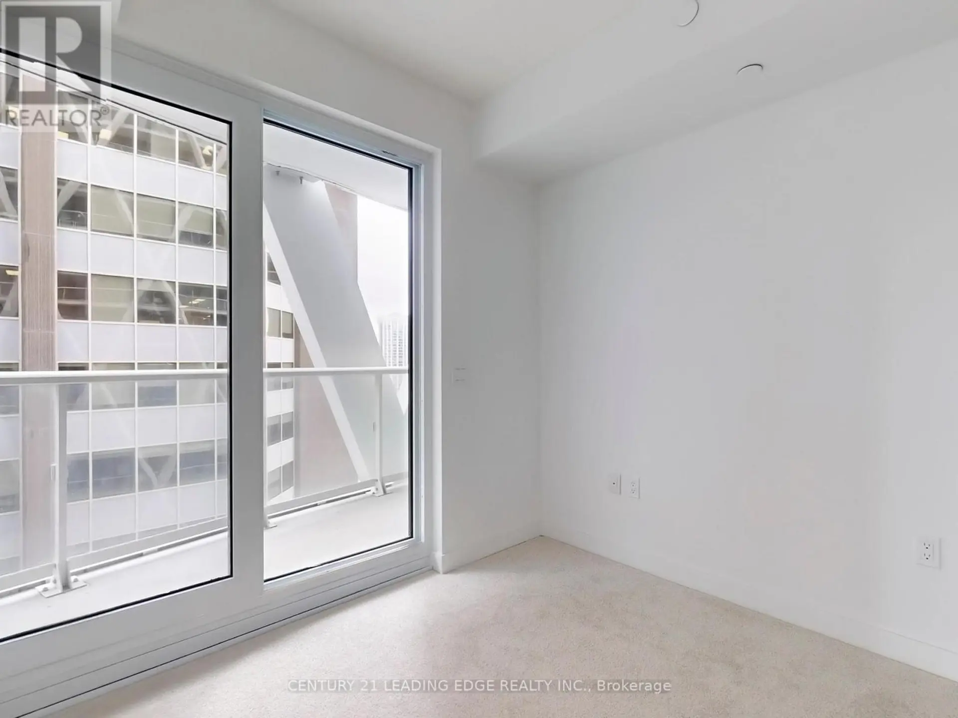 #2212 230 SIMCOE STREET - Image 8