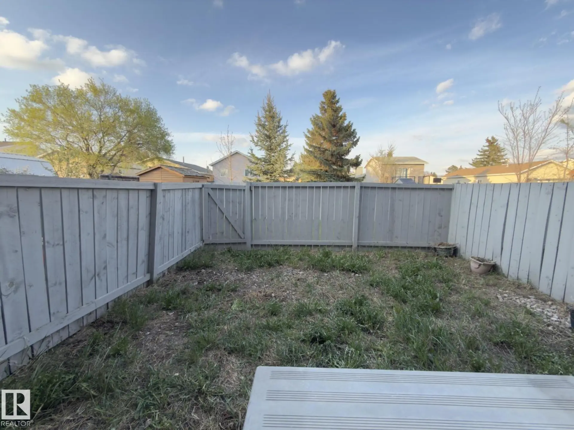 #14 18010 98 AV NW - Image 18