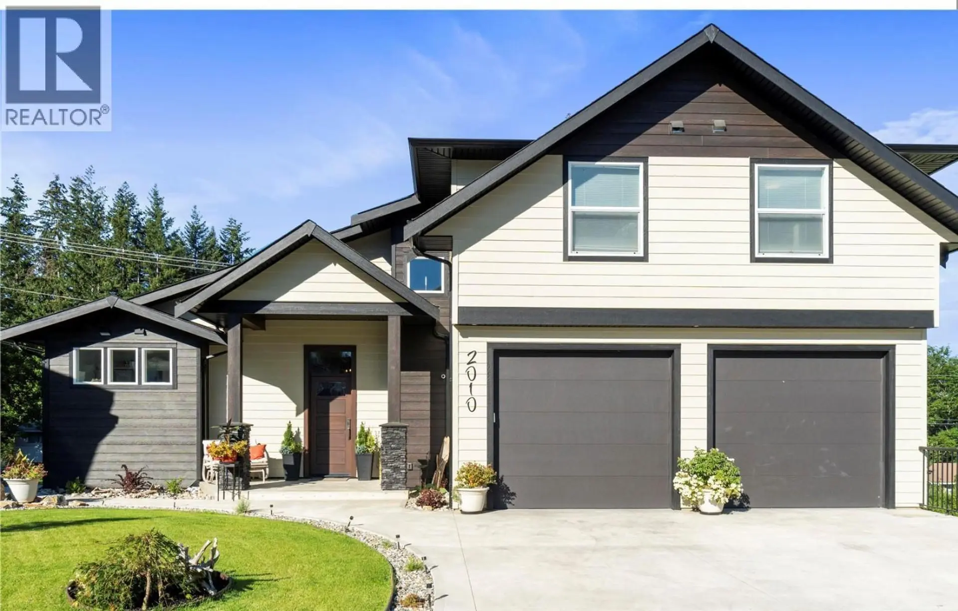Property at 2010 15 Avenue SE, Salmon Arm, BC