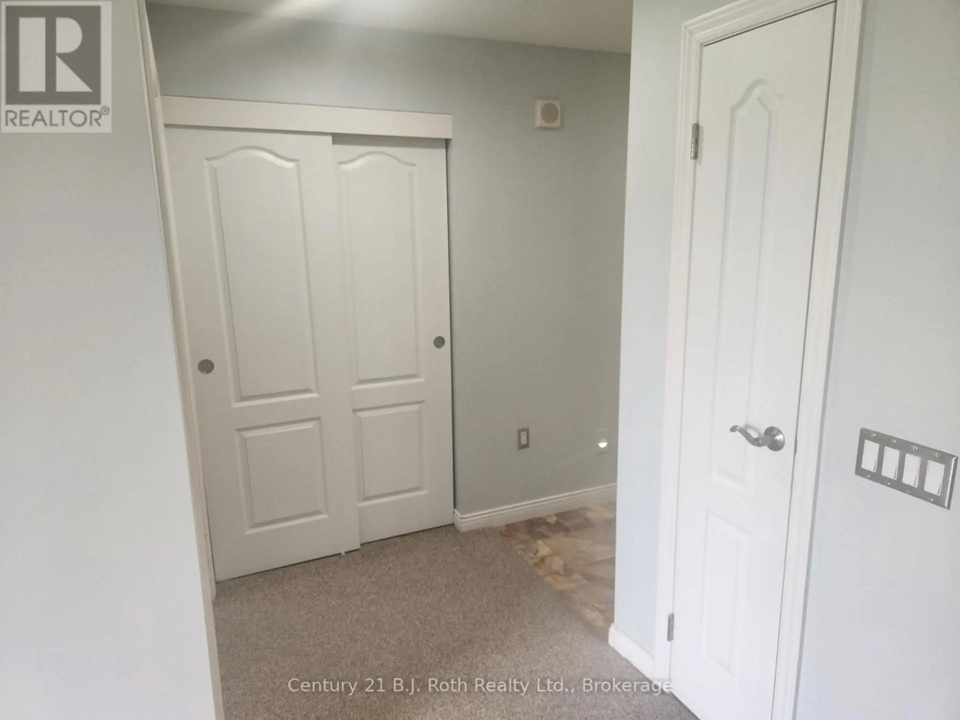 #F103 101 THOMPSONS ROAD - Image 9