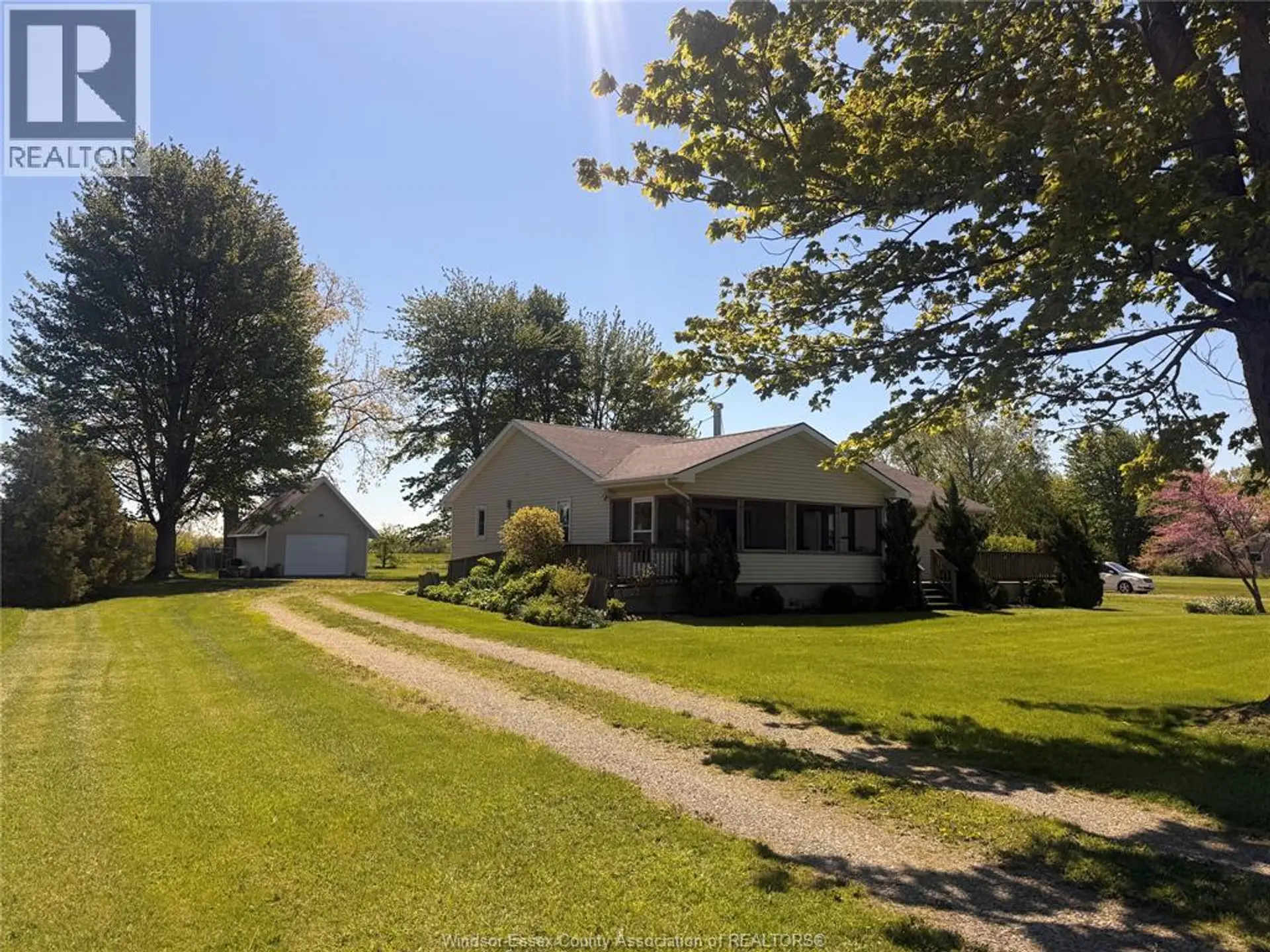 Property at 945 WEST SHORE ROAD, Pelee Island, ON