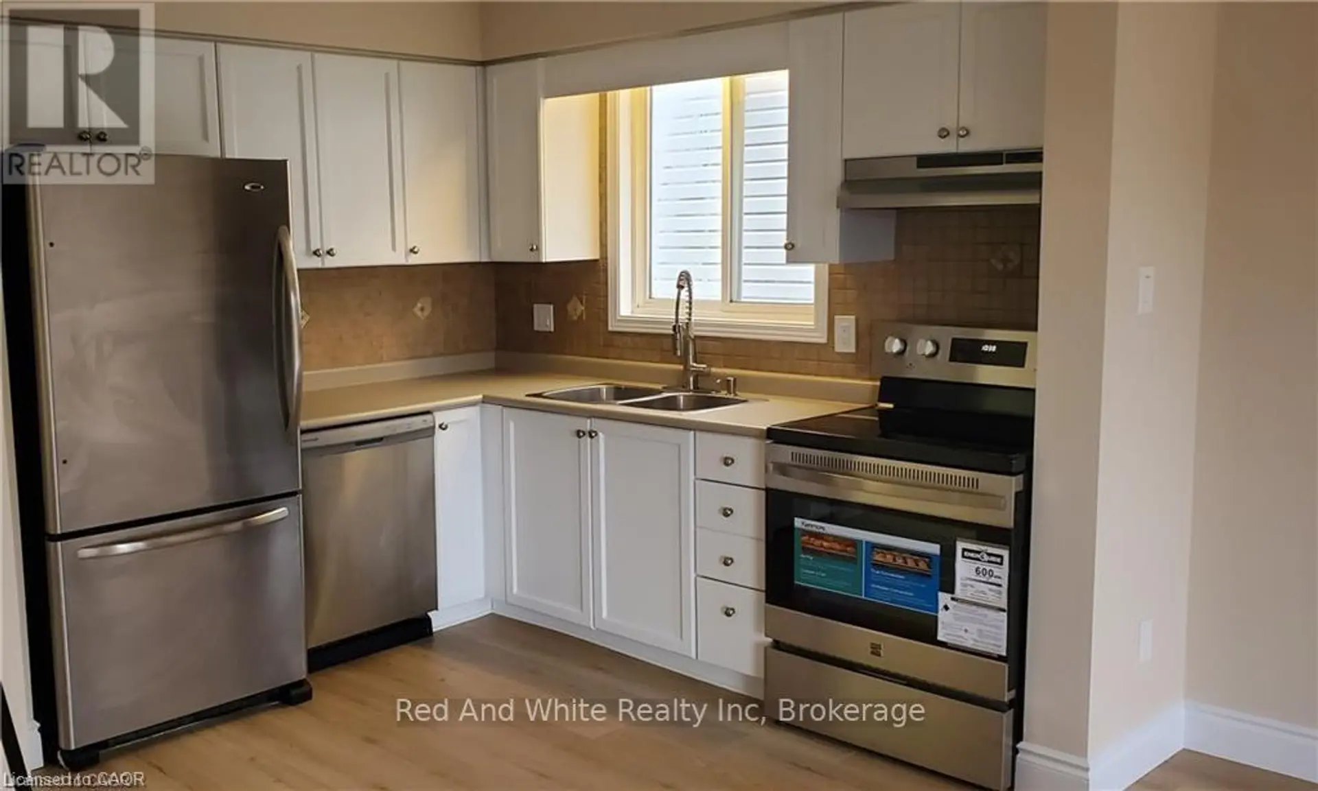 725 PARIS BOULEVARD - Image 6