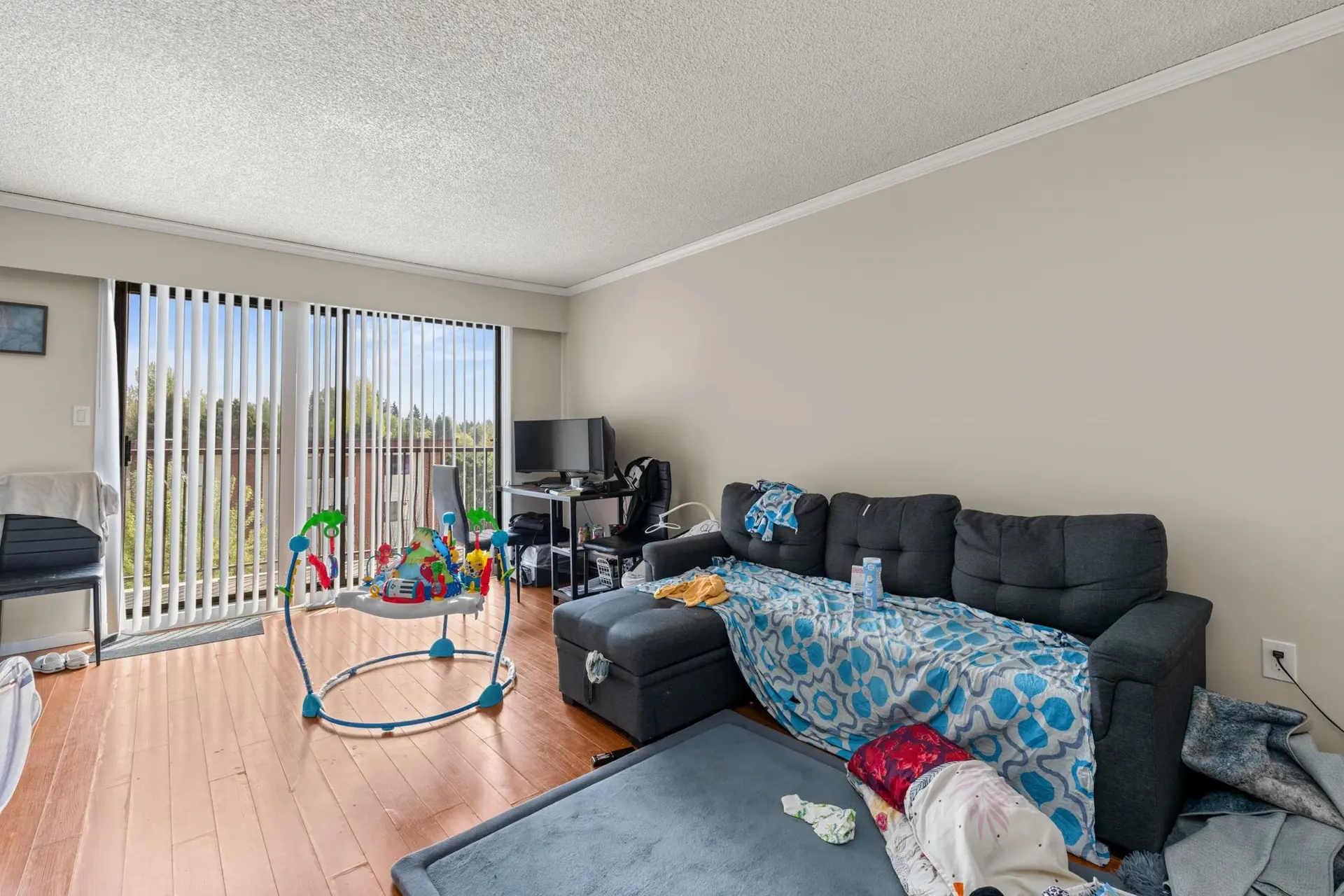 #342 1909 Salton Road - Image 4