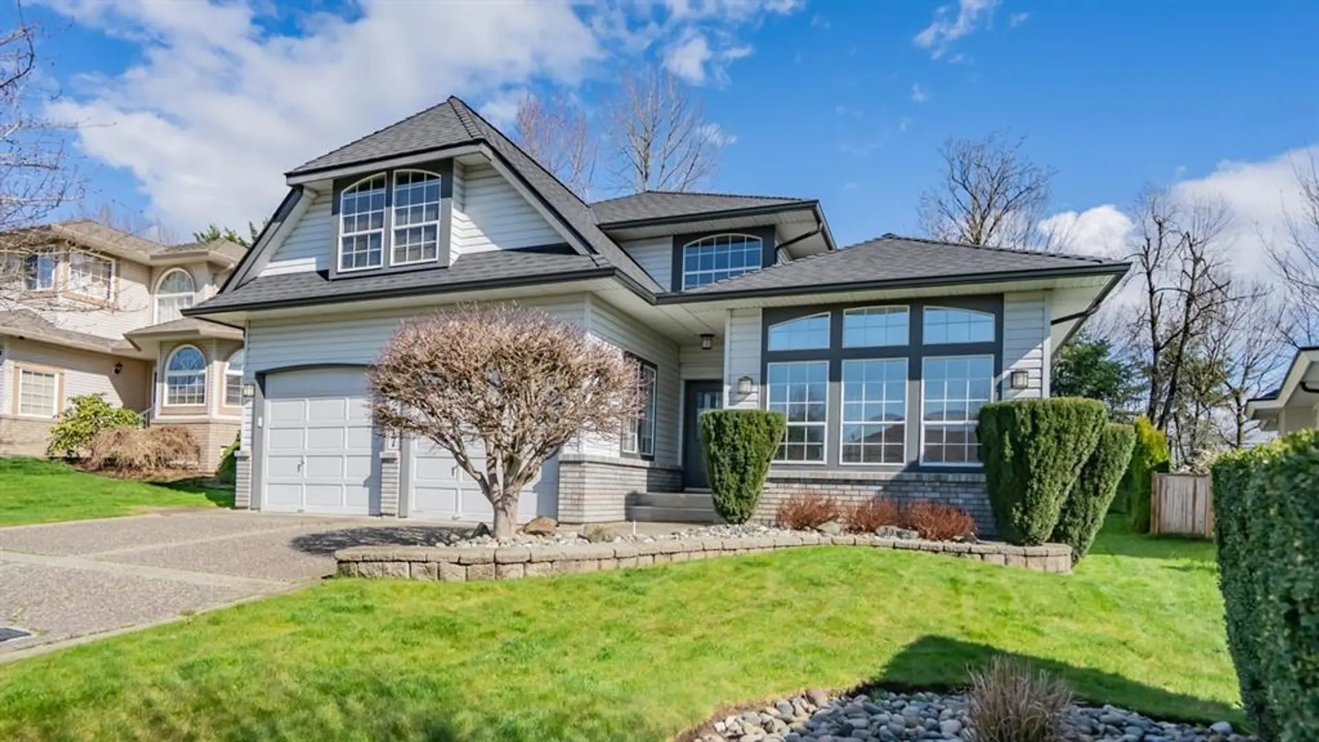 Property at 2977 Southern Crescent, Abbotsford, BC