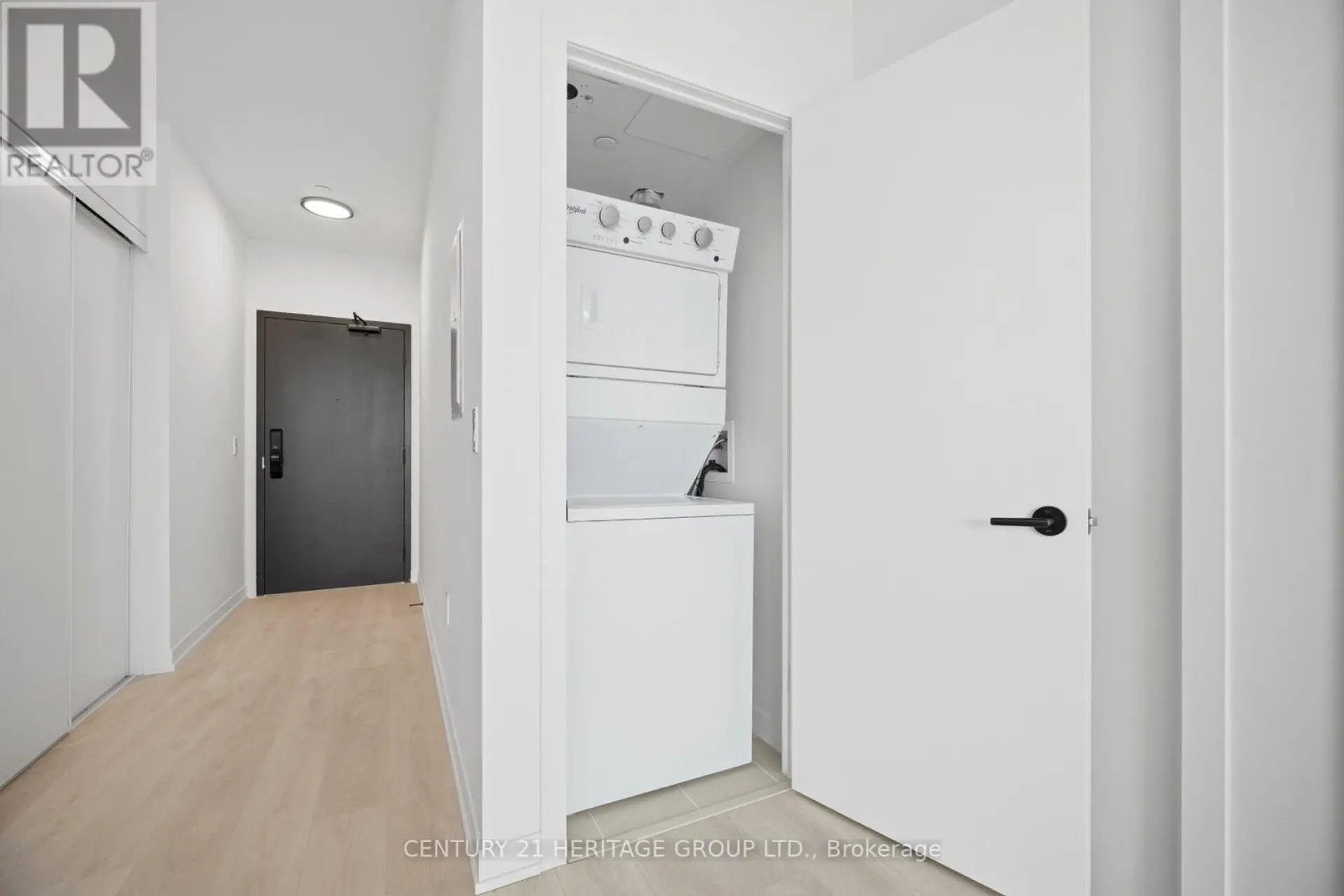 #C1601 4878 POWERS COMMON BOULEVARD - Image 8